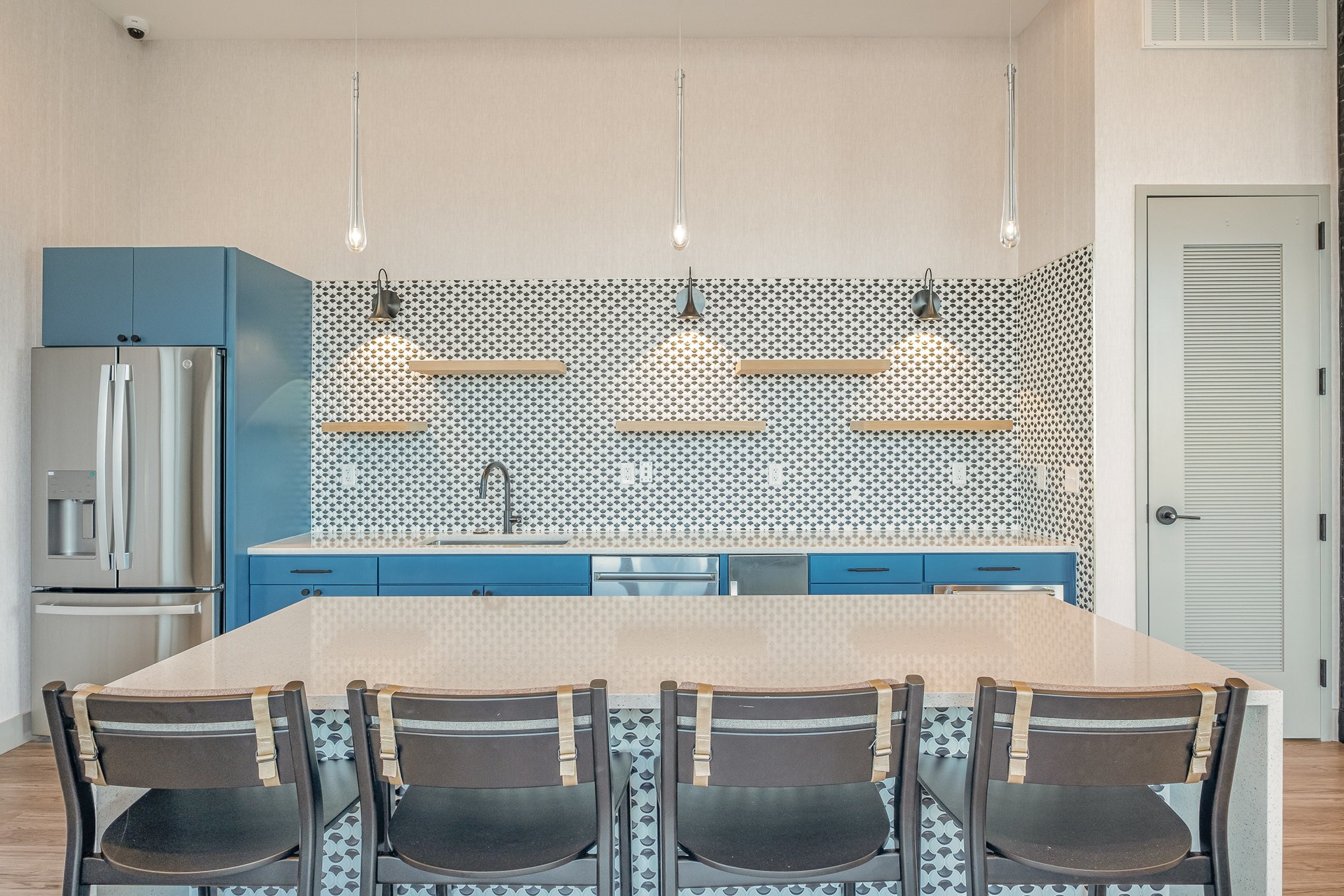 1014 16th Ave, S Unit: 211