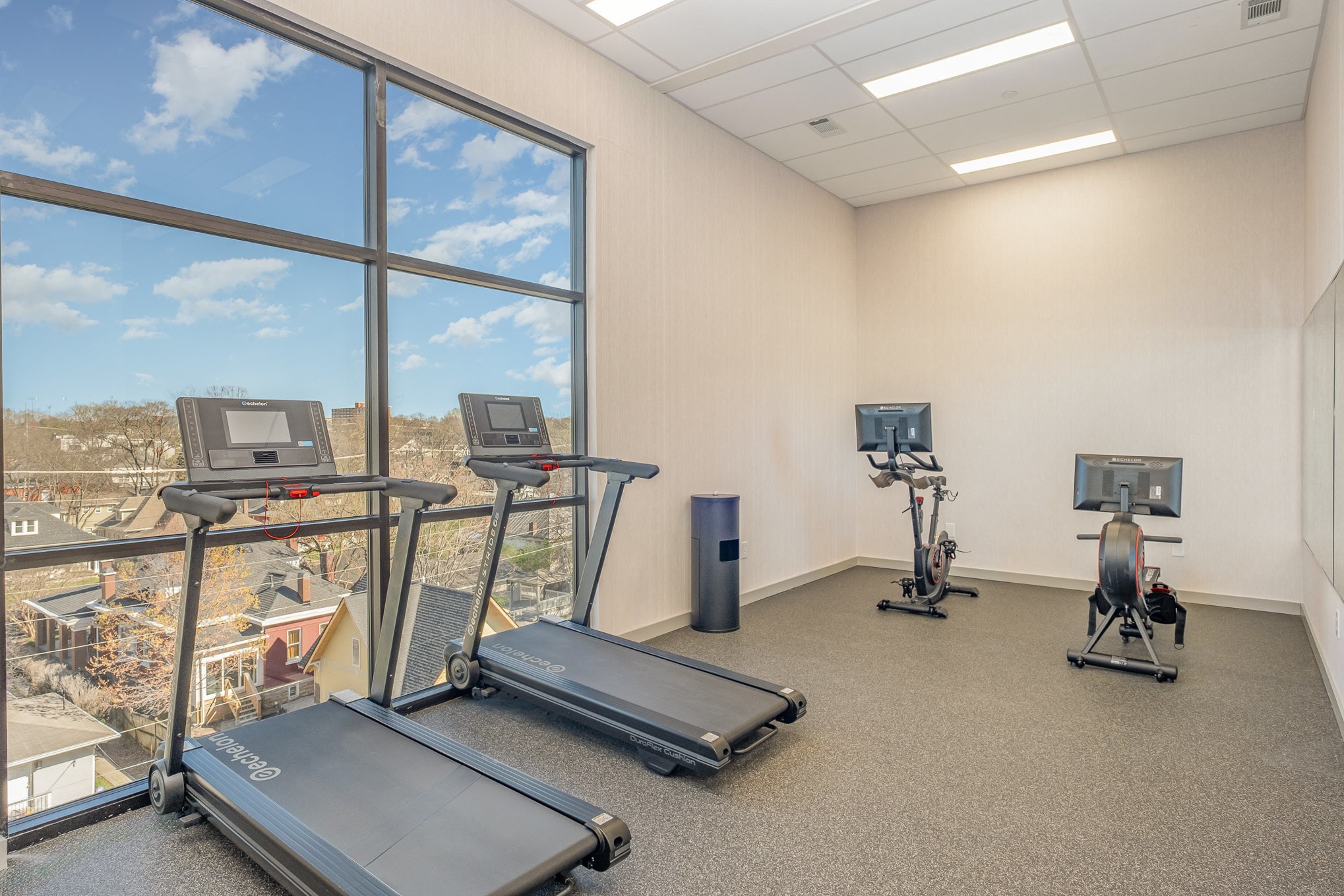 1014 16th Ave, S Unit: 211