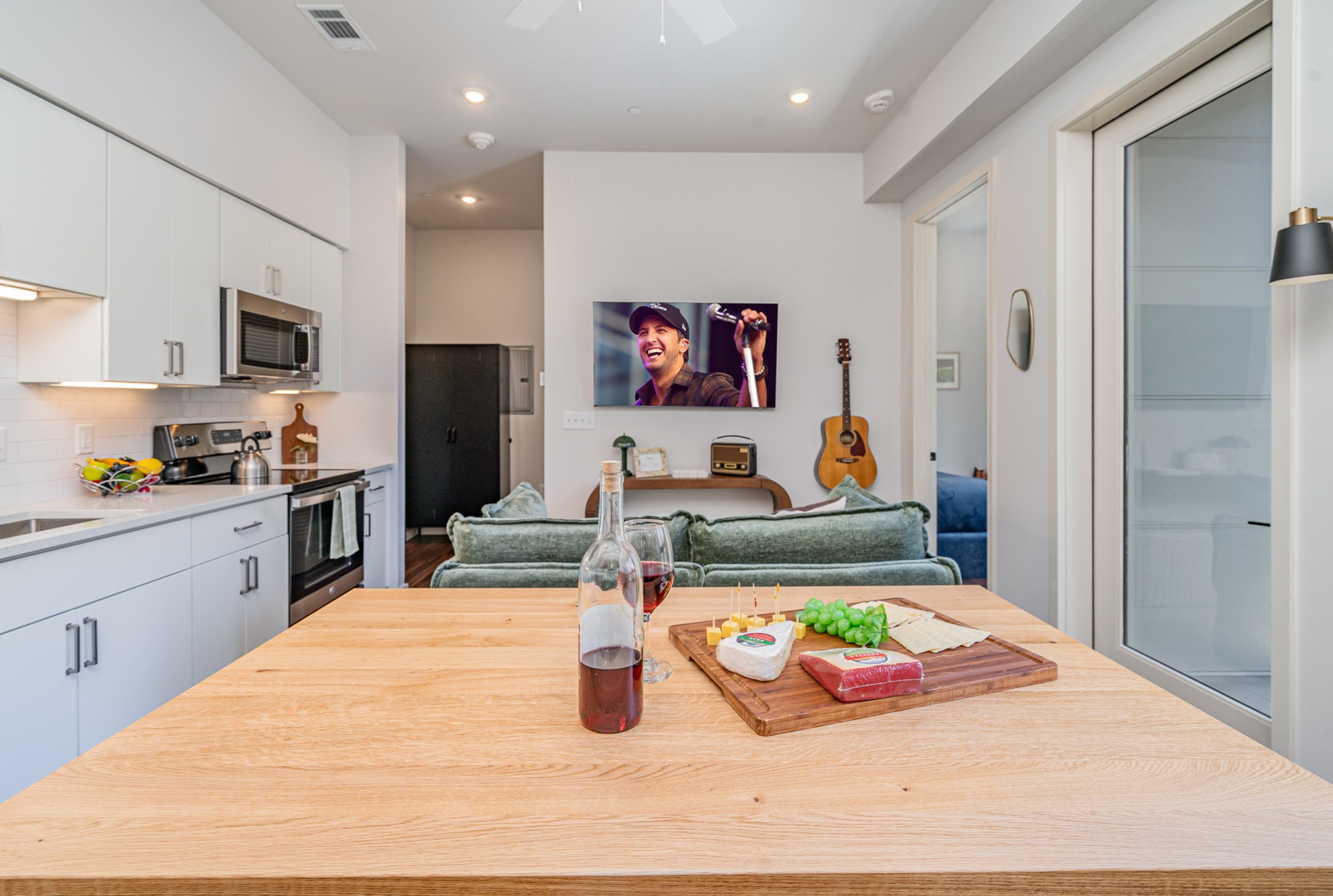 1014 16th Ave, S Unit: 211