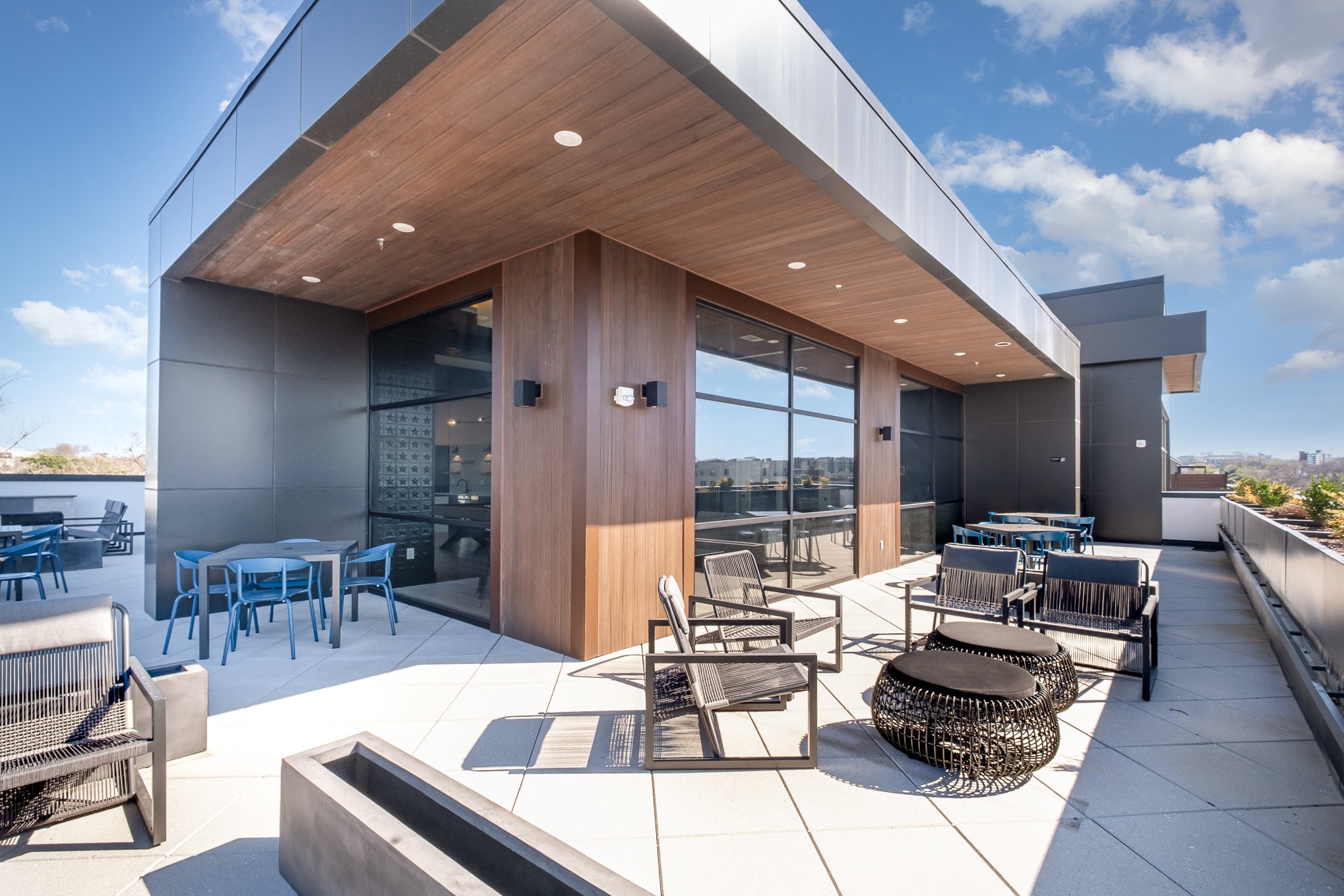 1014 16th Ave, S Unit: 211