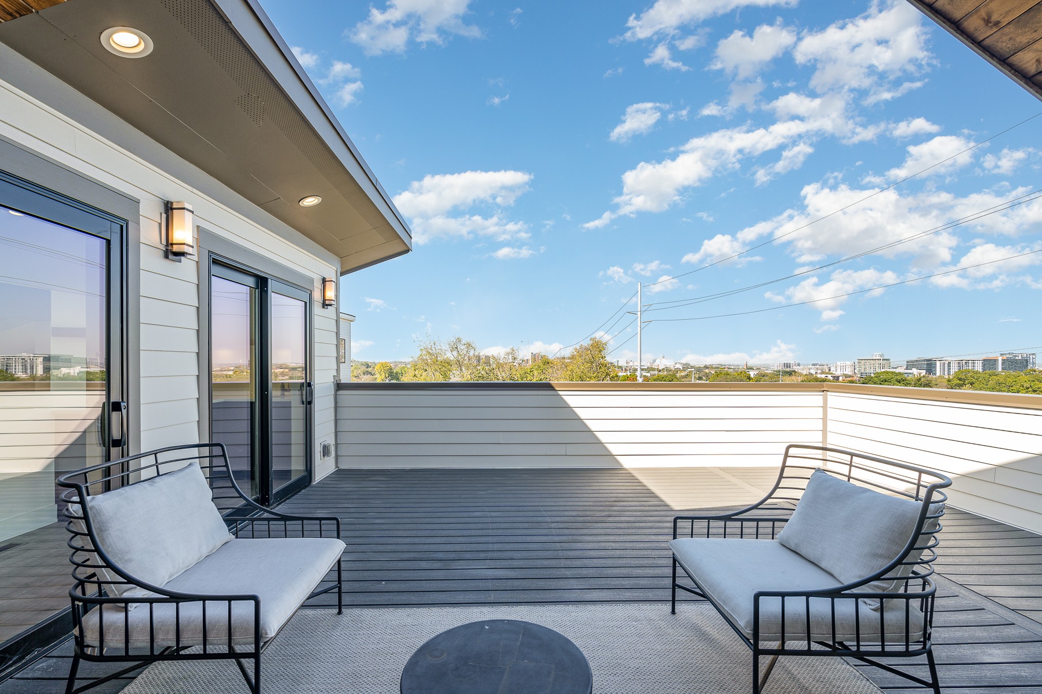 1009 Summit Ave Unit: 2