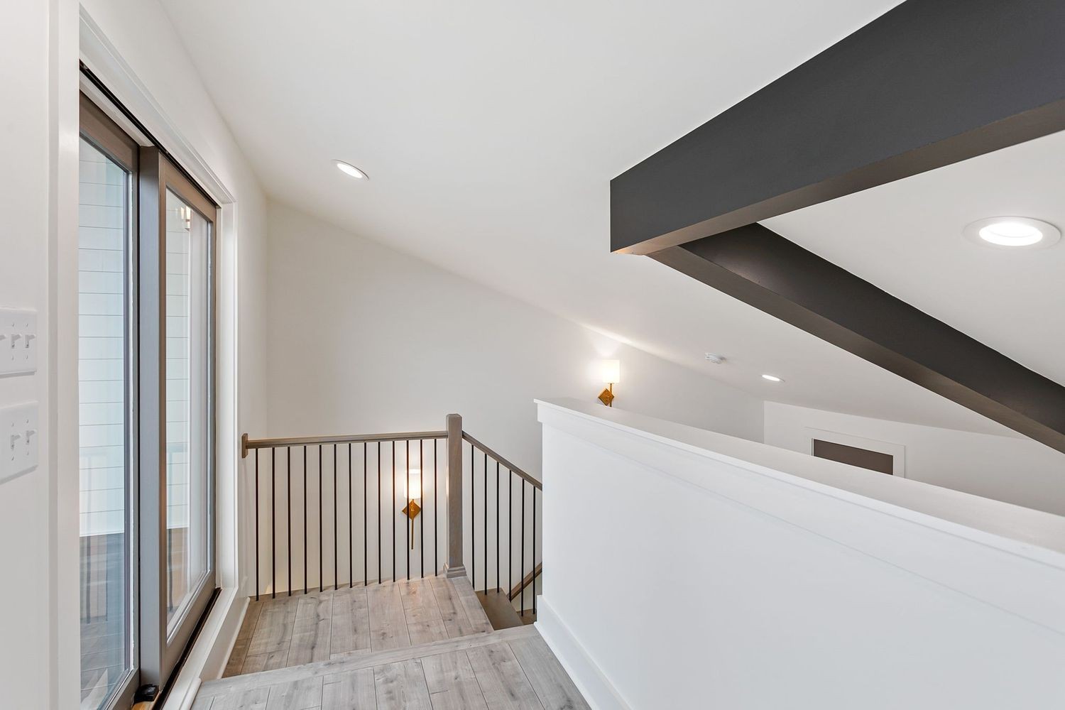 1009 Summit Ave Unit: 2