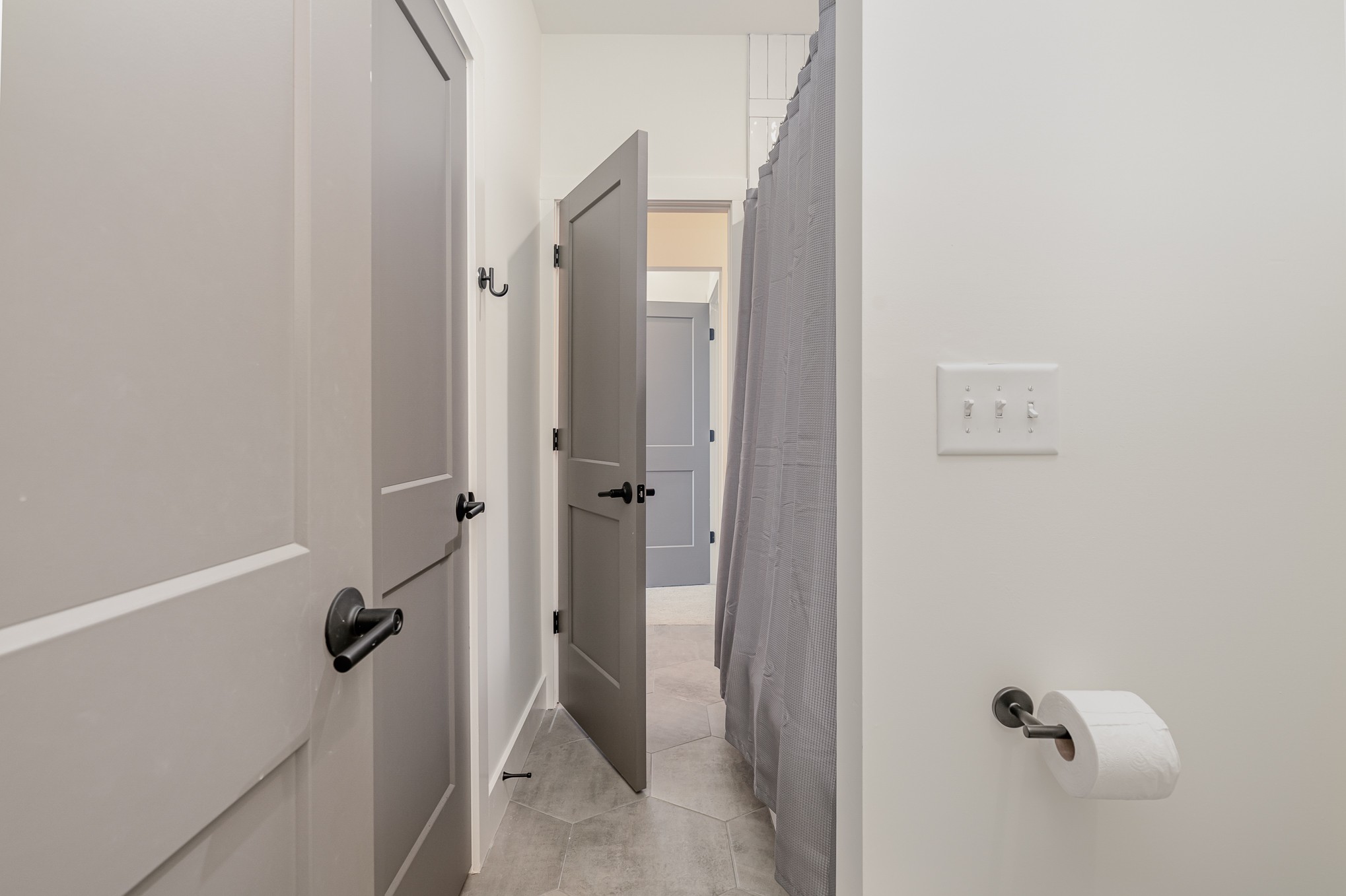1009 Summit Ave Unit: 2