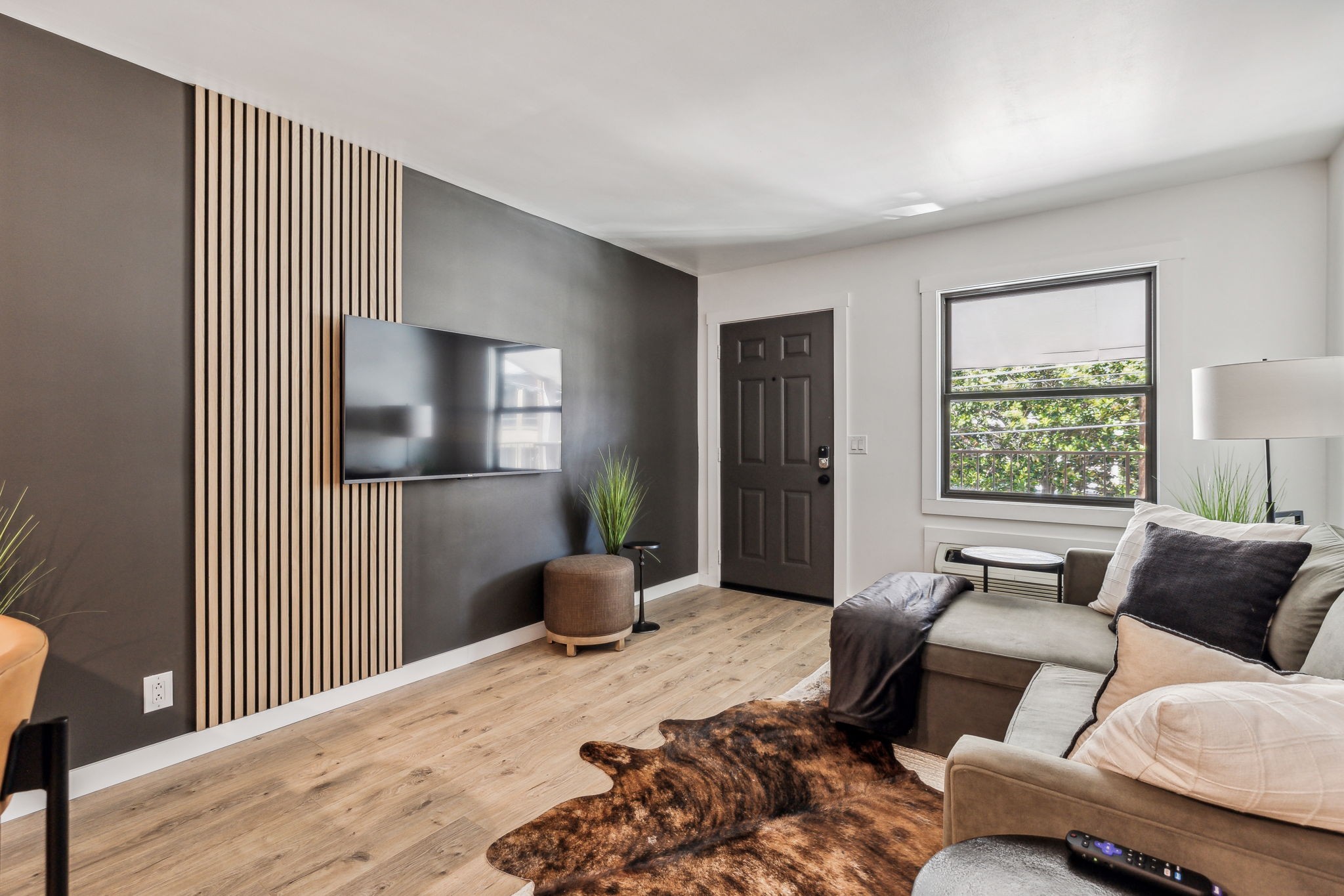 806 18th Ave, S Unit: 207