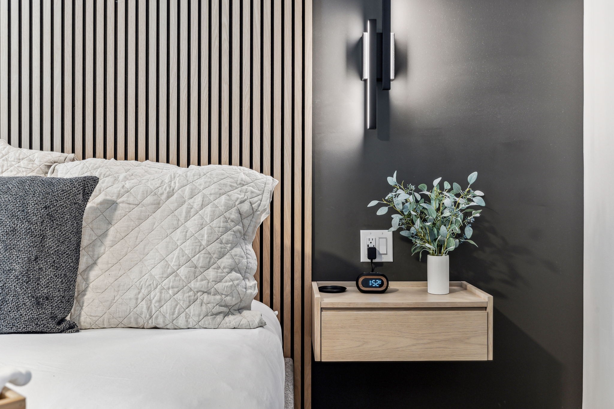 806 18th Ave, S Unit: 207