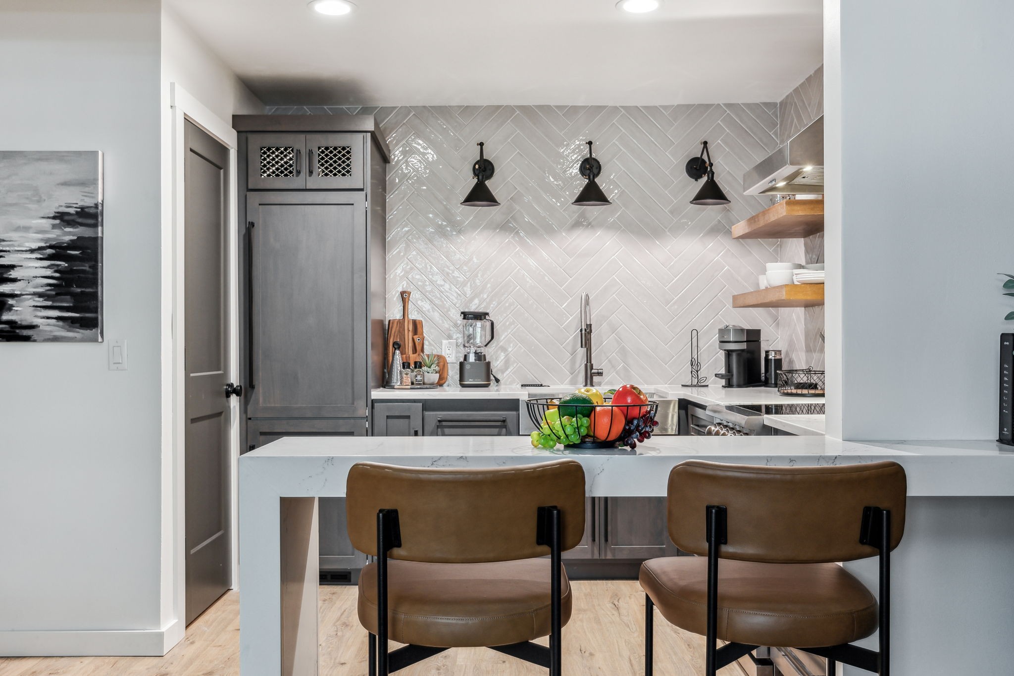 806 18th Ave, S Unit: 207