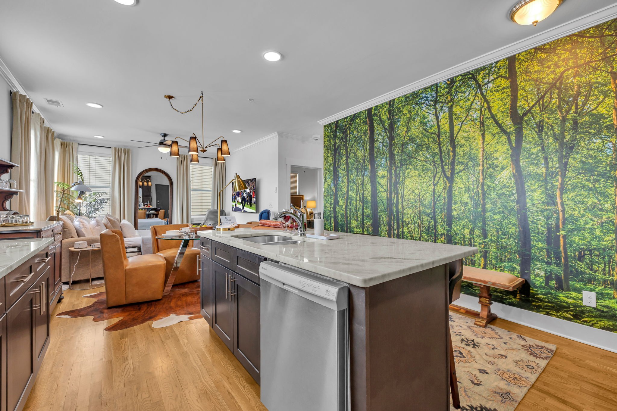 953 44th Ave, N Unit: 204