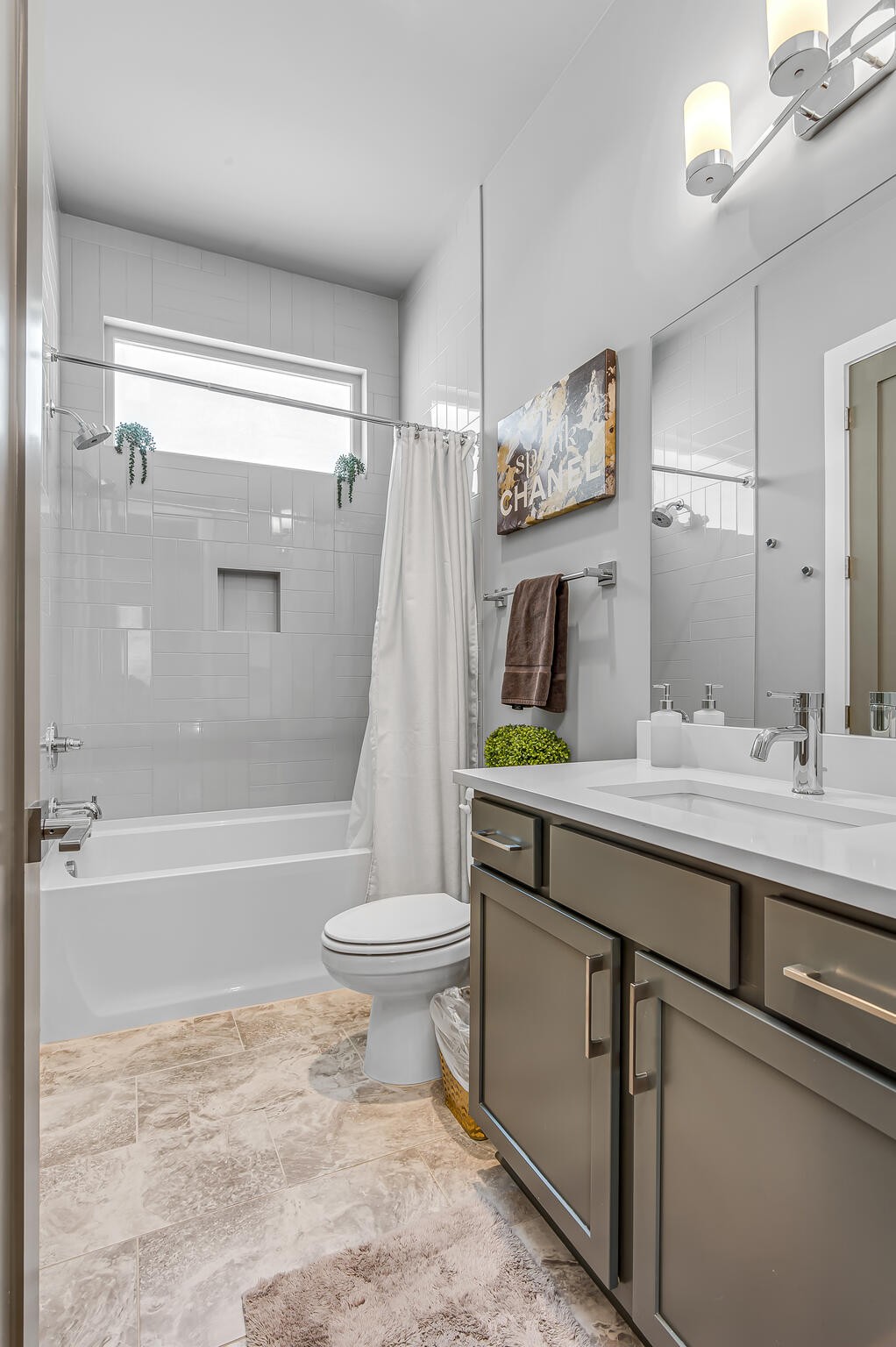 970 Youngs Ln Unit: H