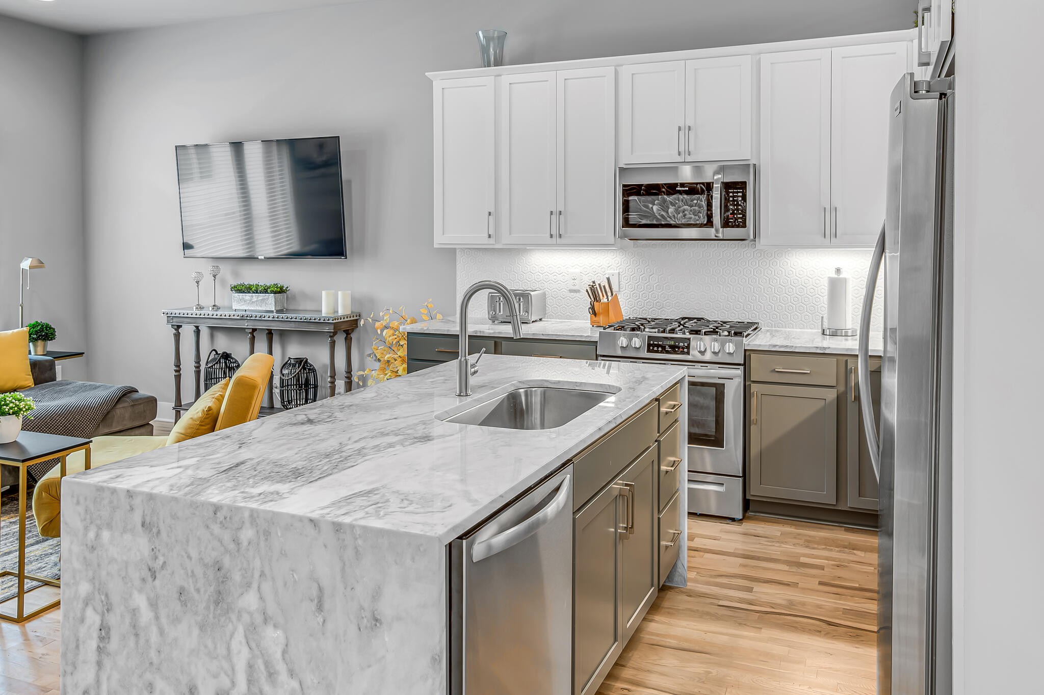 970 Youngs Ln Unit: H