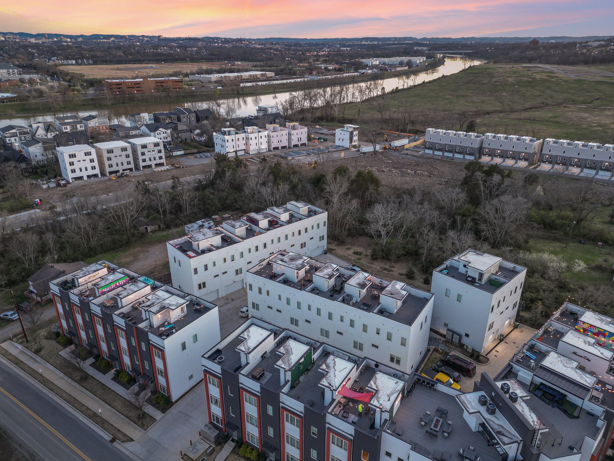 970 Youngs Ln Unit: H