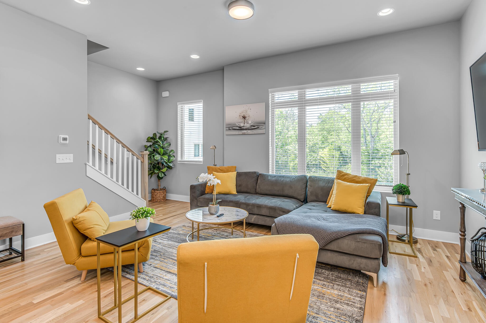 970 Youngs Ln Unit: H