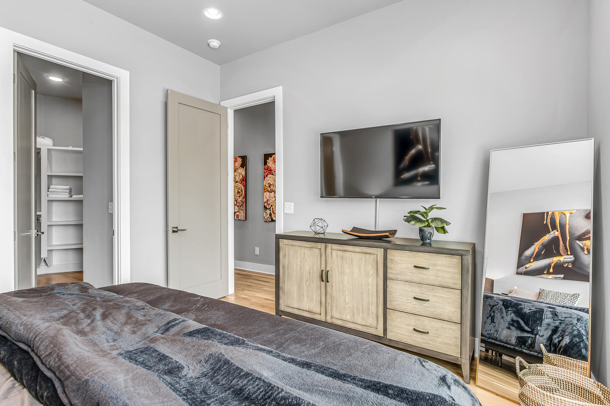 970 Youngs Ln Unit: H