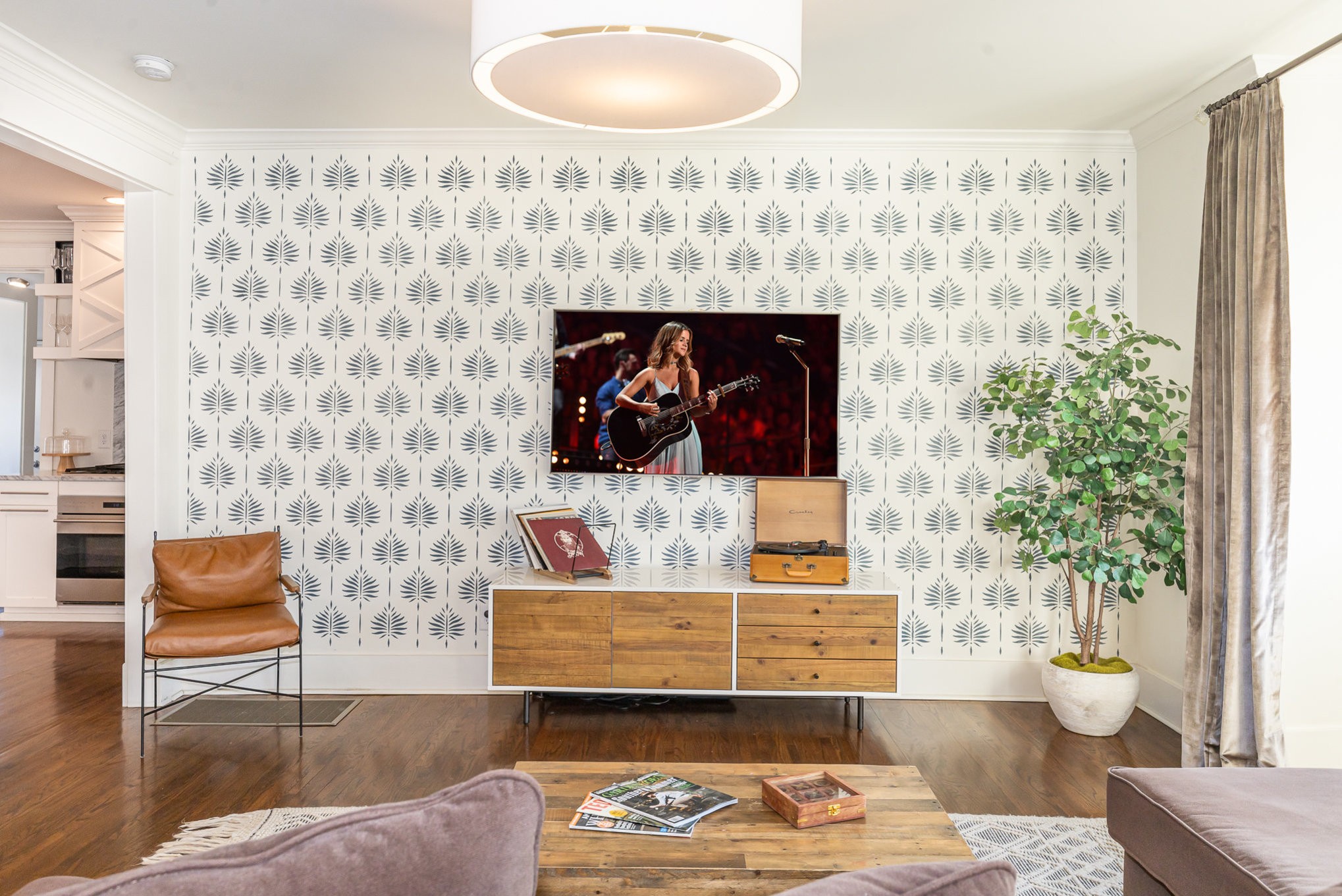1105 Caldwell Ave