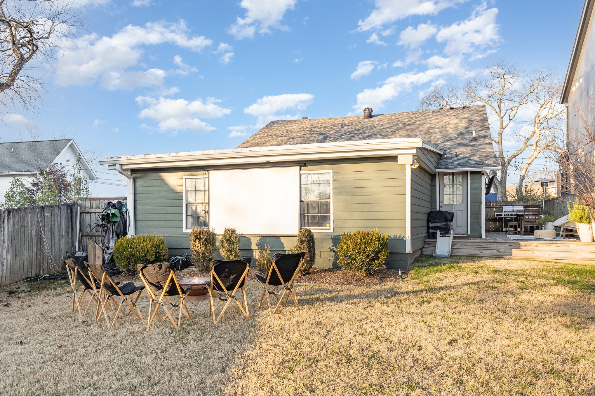 1105 Caldwell Ave