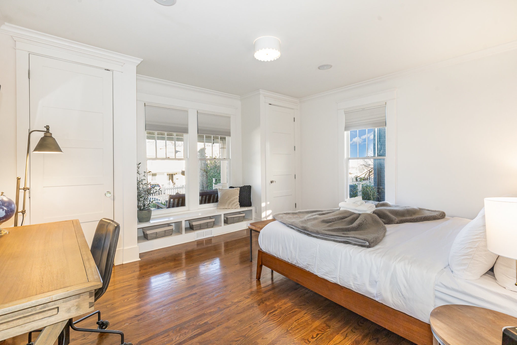 1105 Caldwell Ave