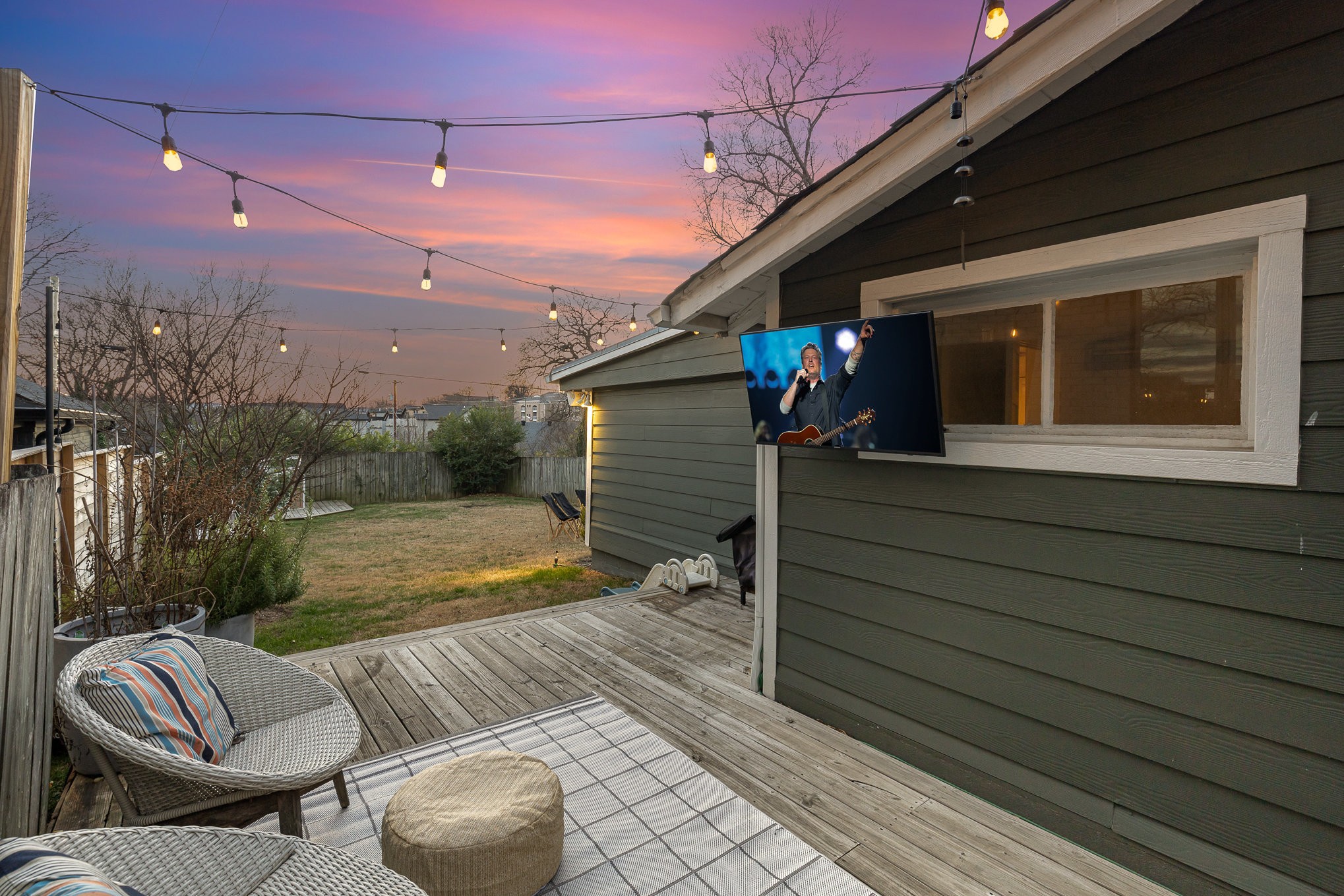 1105 Caldwell Ave