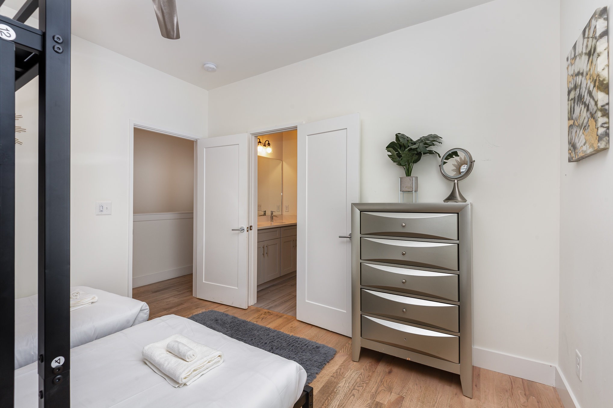 117A Elmhurst Ave
