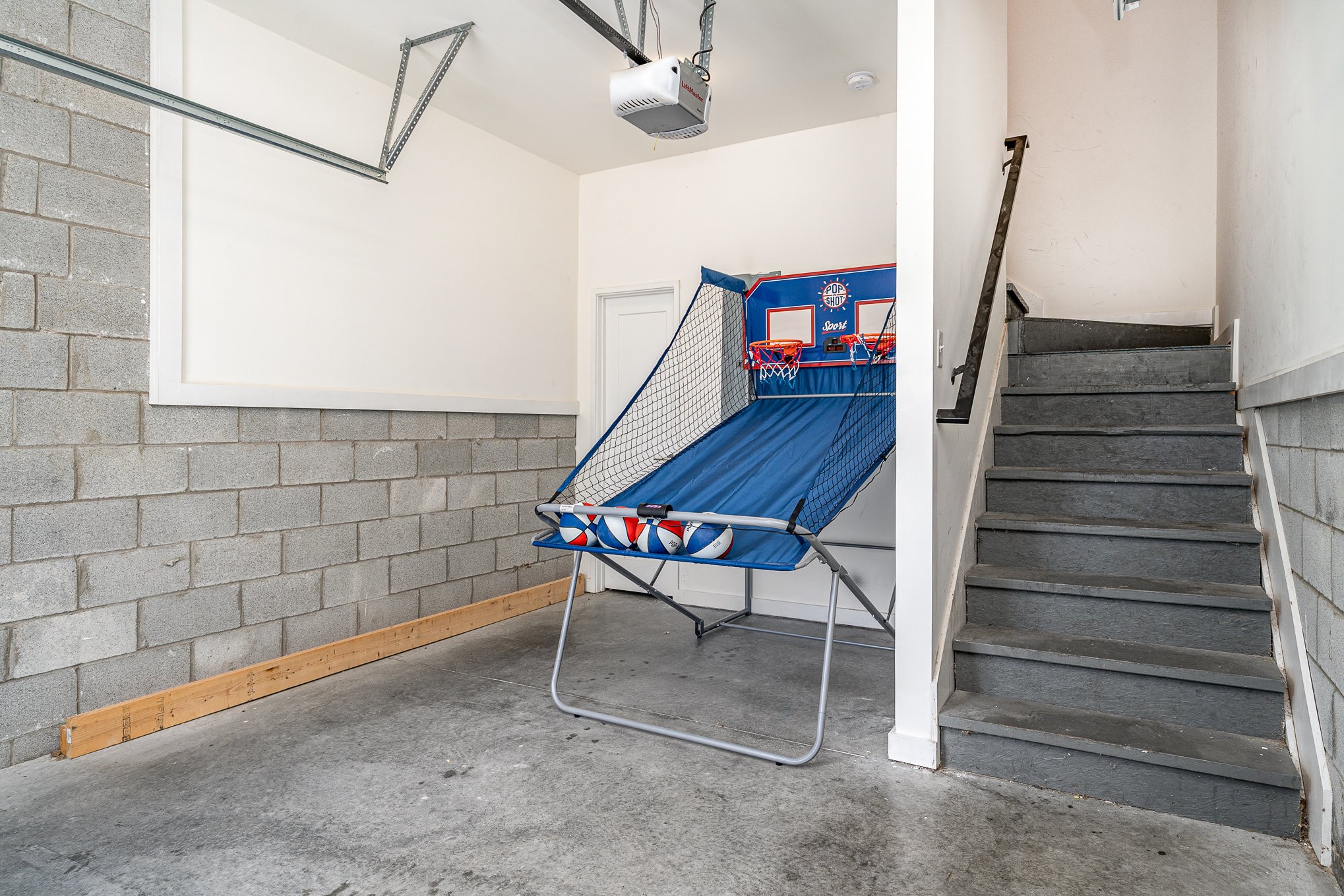 117B Elmhurst Ave