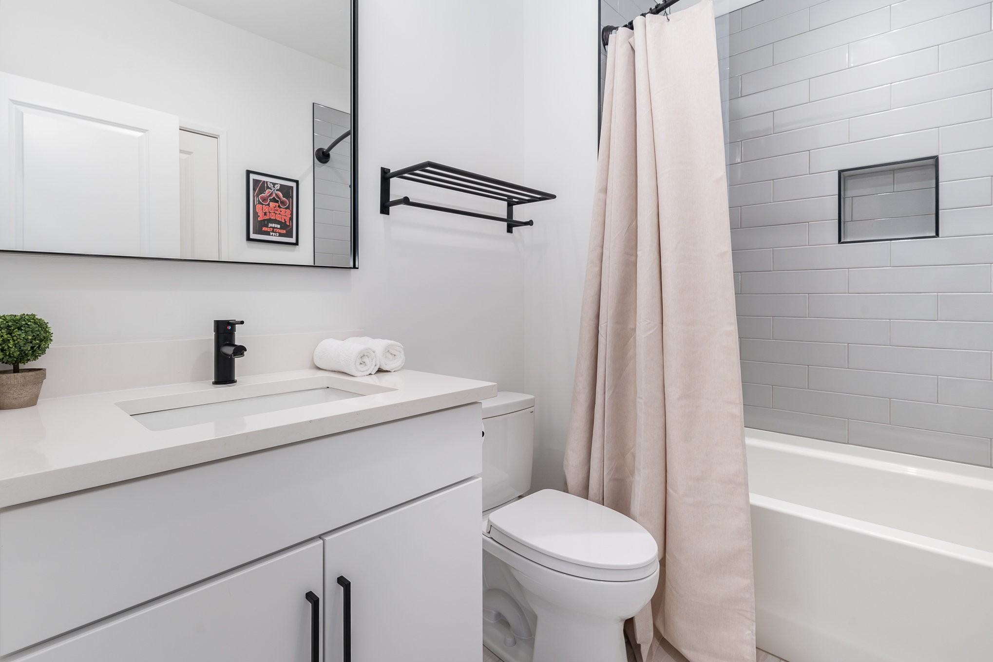 1315 Baptist World Center Dr Unit: B