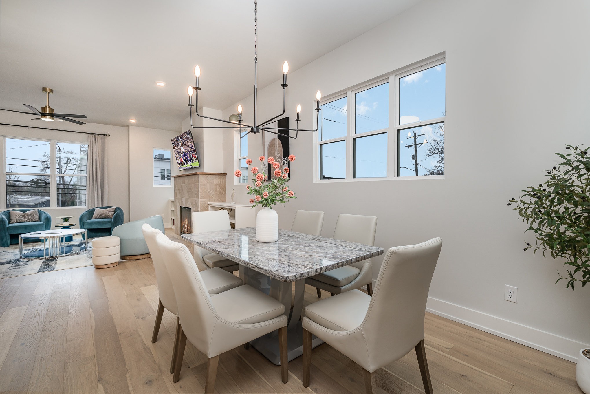 1057 E Trinity Ln Unit: A