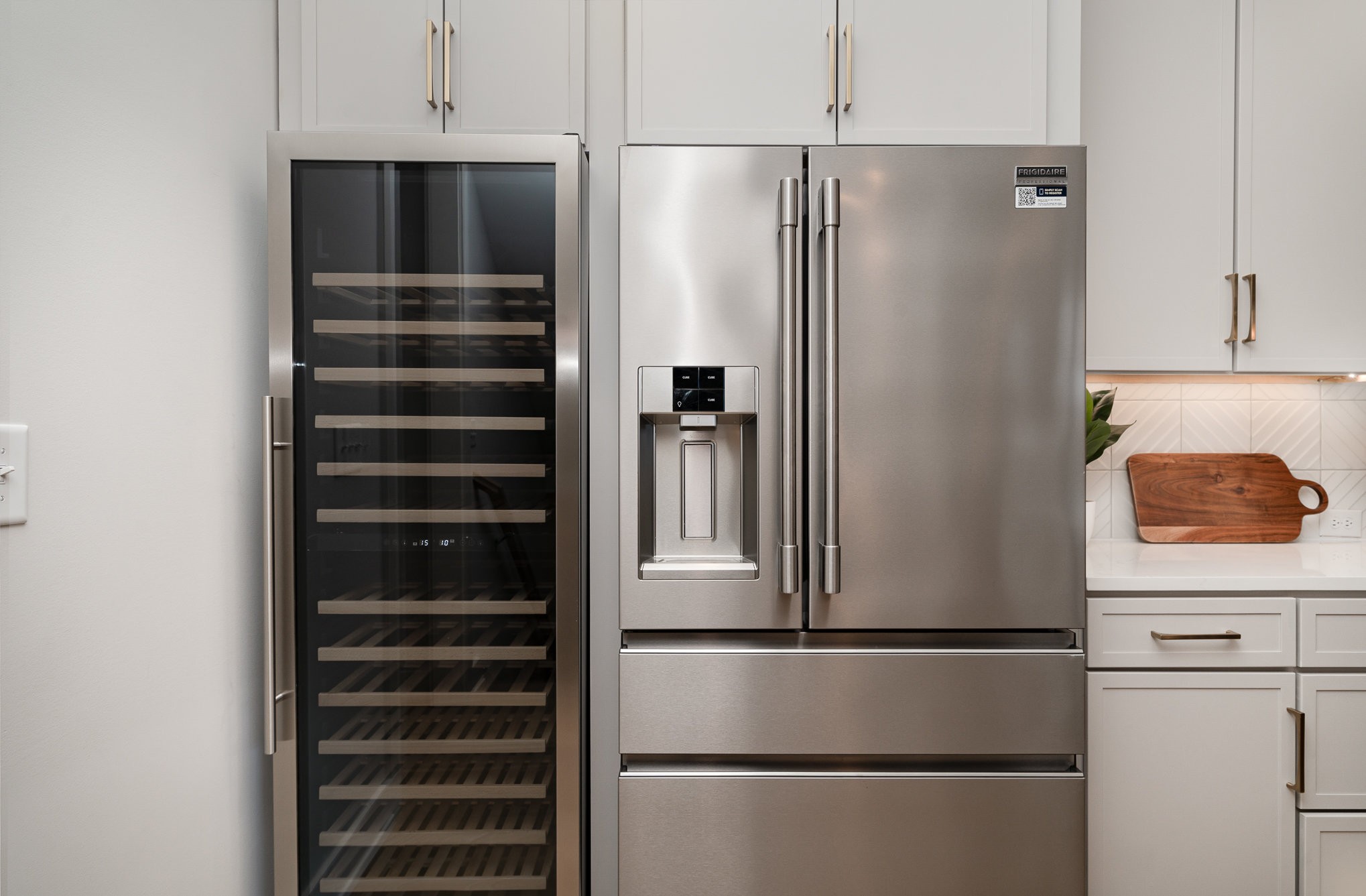 1057 E Trinity Ln Unit: A