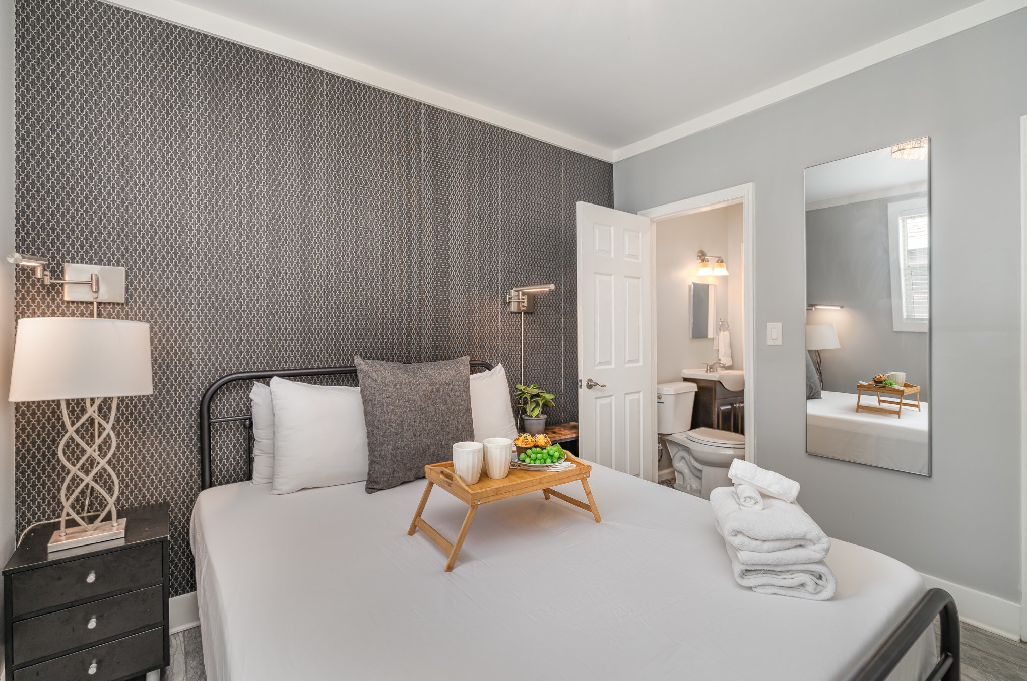 1823 Pearl St Unit: 2