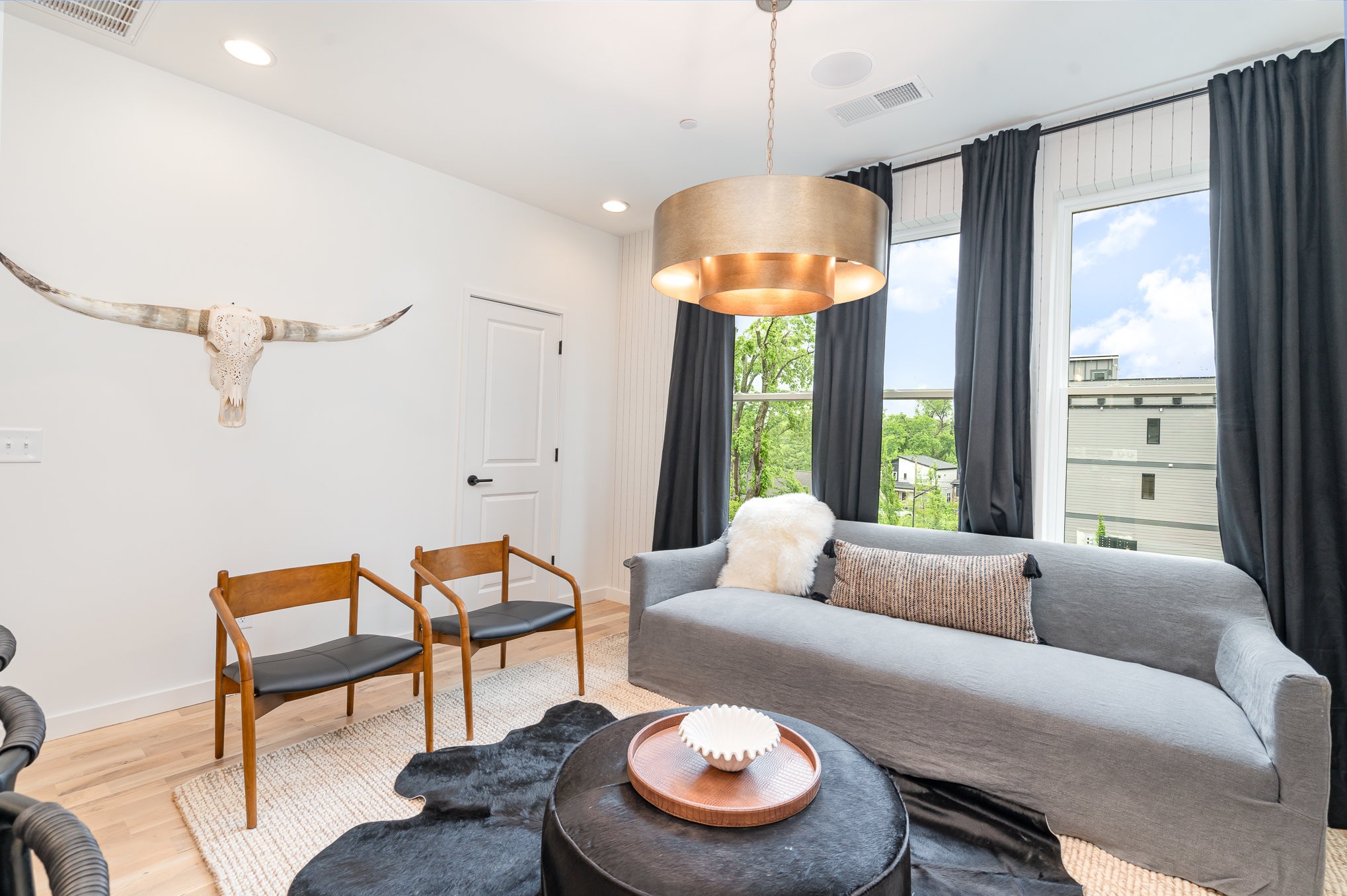 2000 S Hamilton Rd Unit: 12