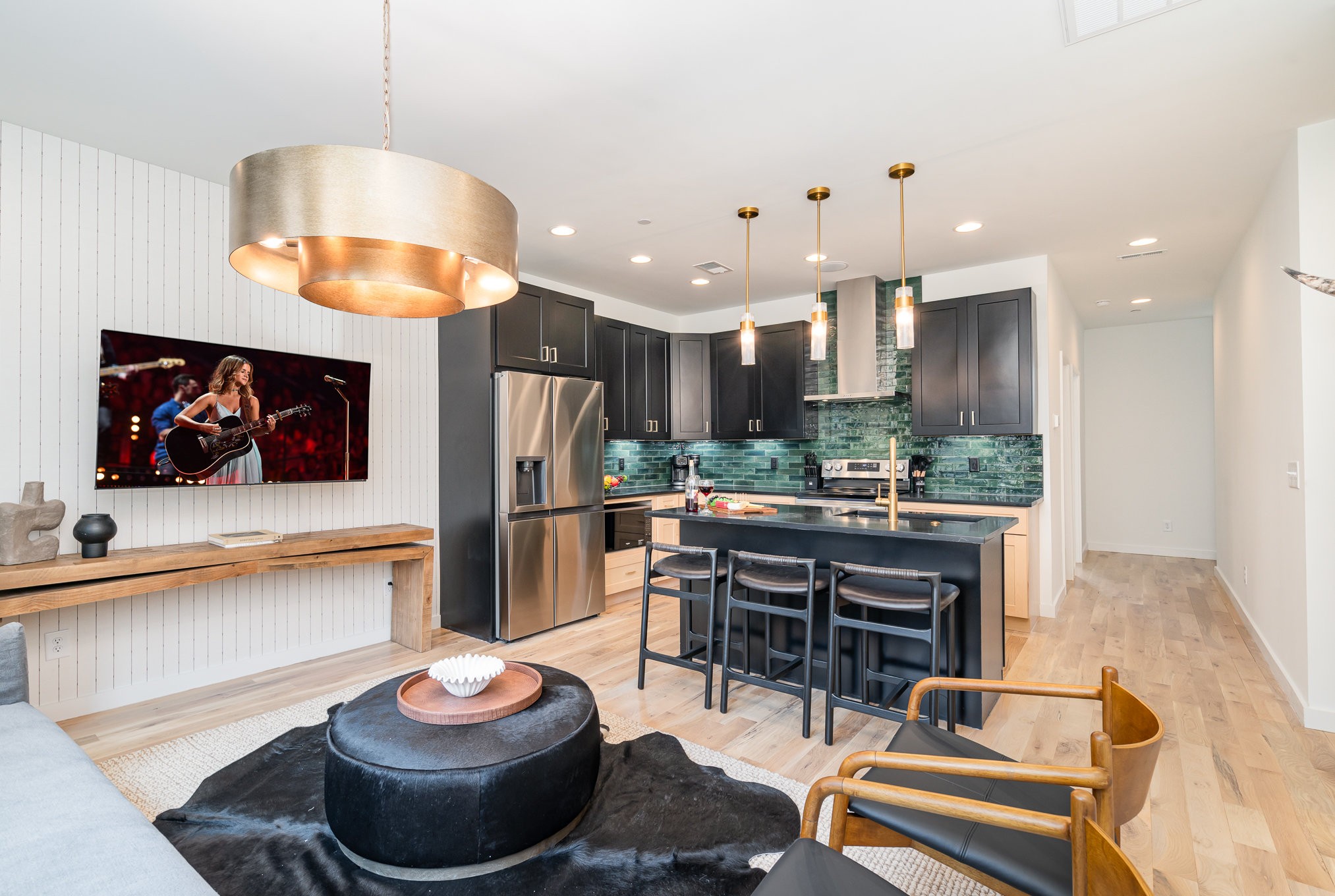 2000 S Hamilton Rd Unit: 12