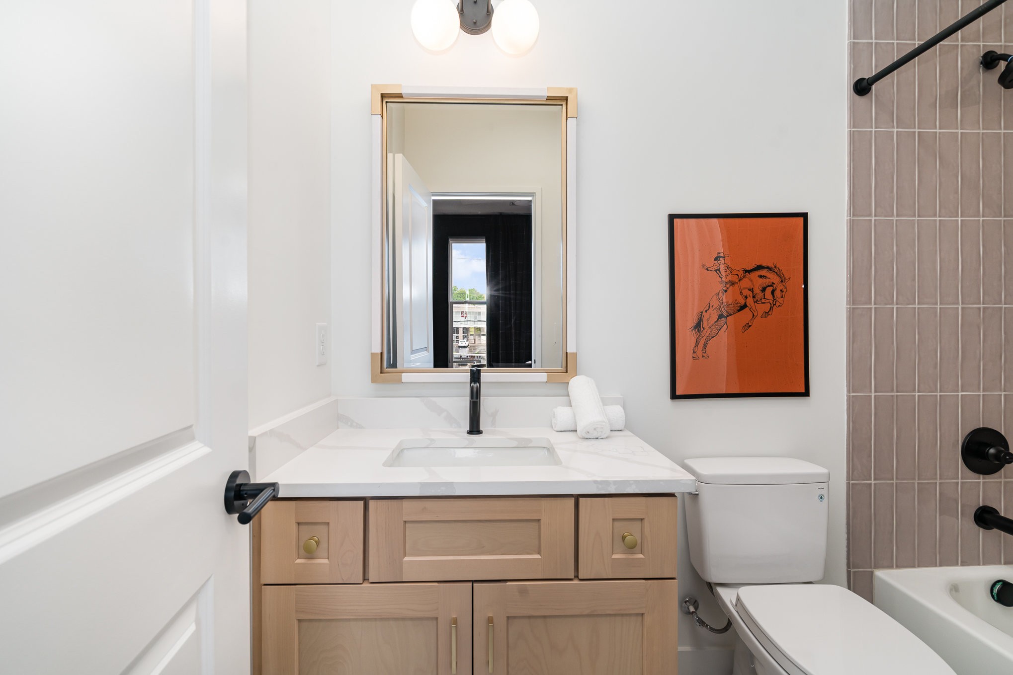2000 S Hamilton Rd Unit: 12