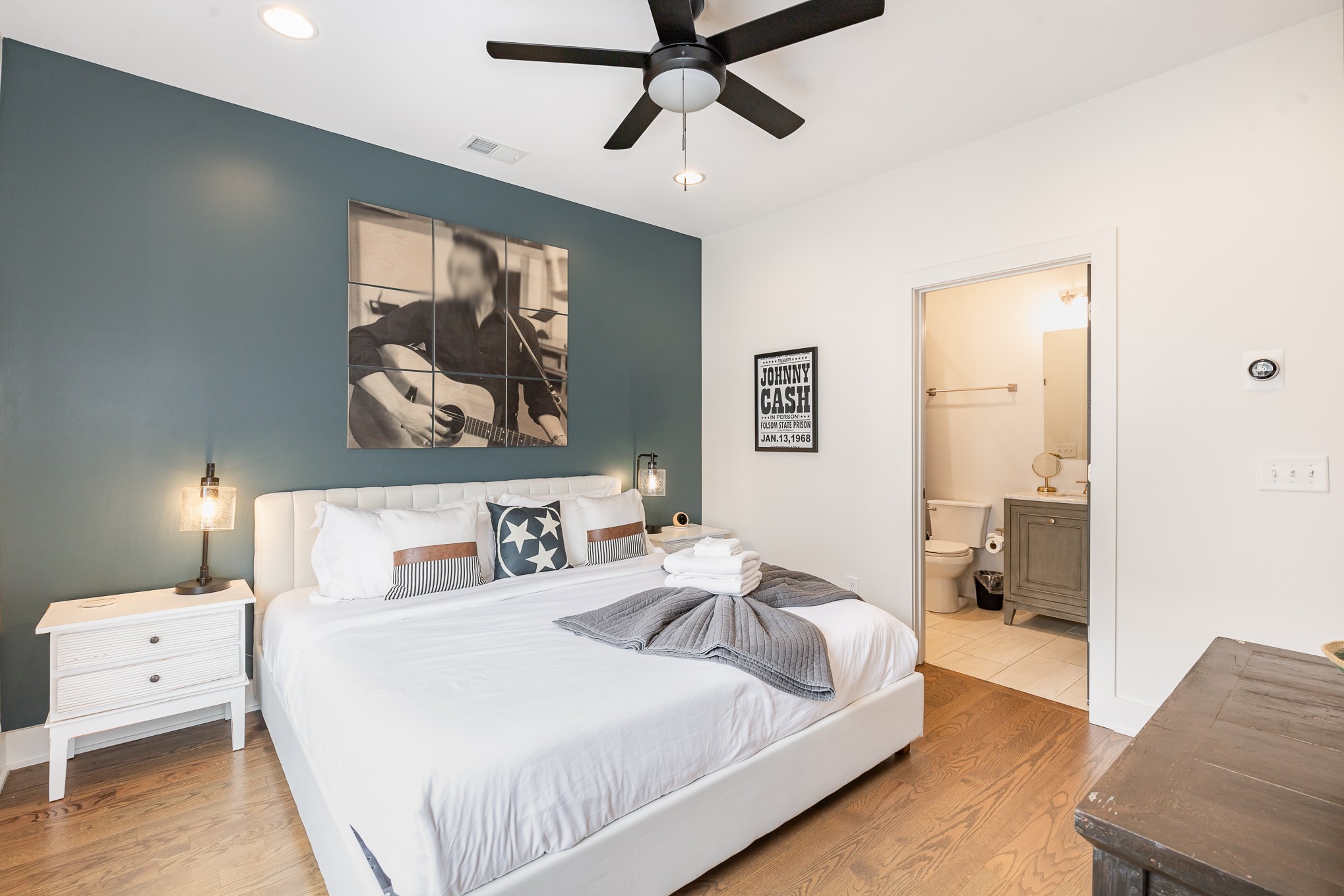 2118 Elliott Ave Unit: 10