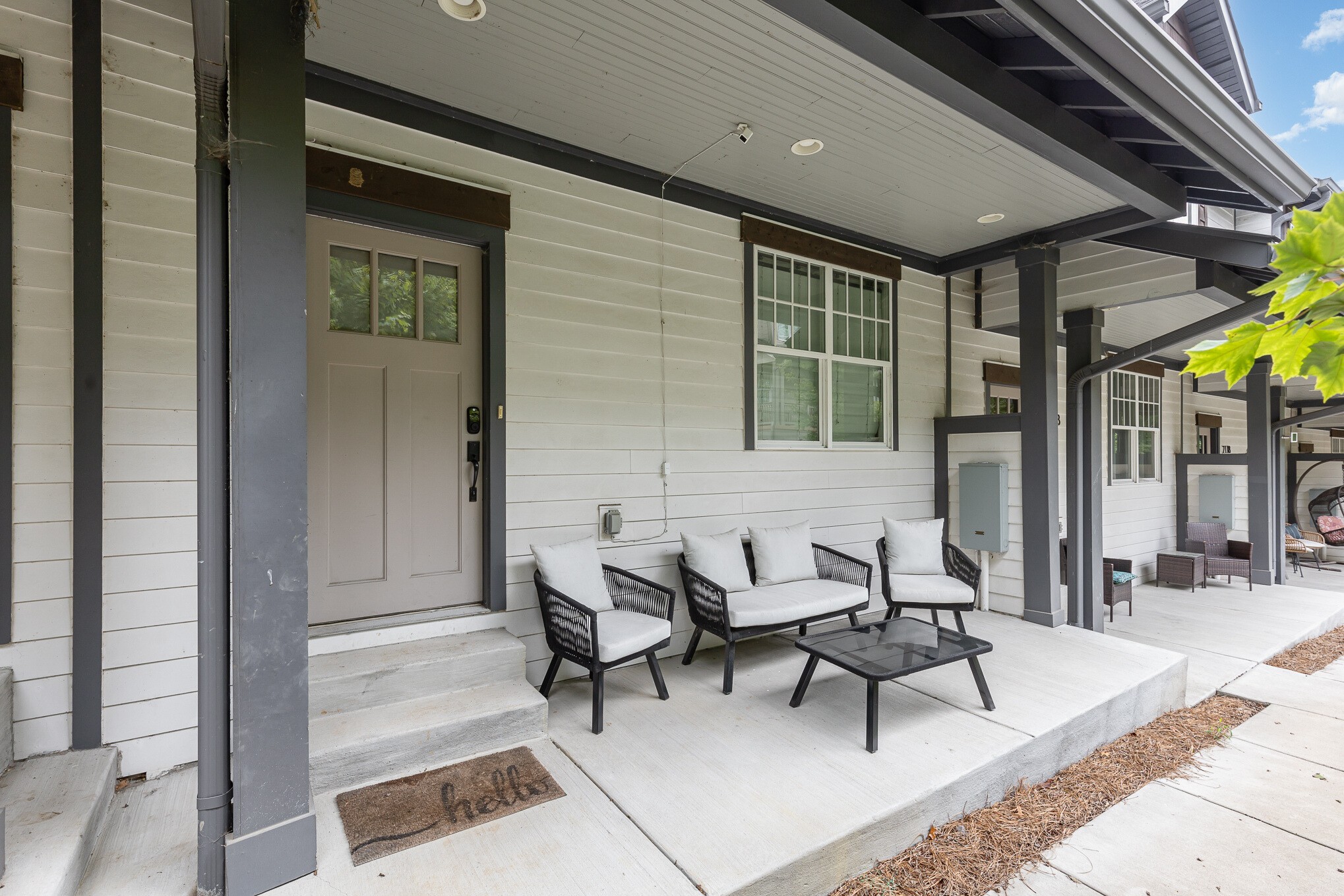 2118 Elliott Ave Unit: 10