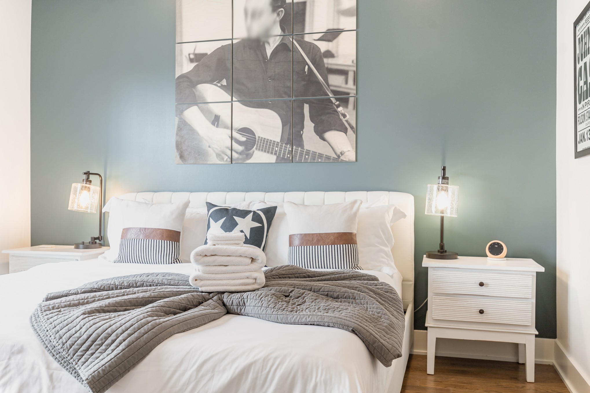 2118 Elliott Ave Unit: 10