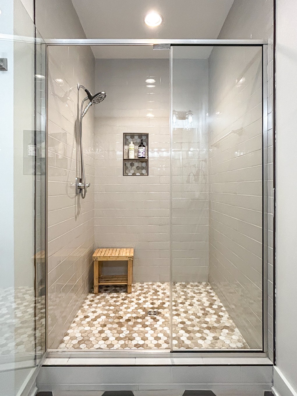 2118 Elliott Ave Unit: 10