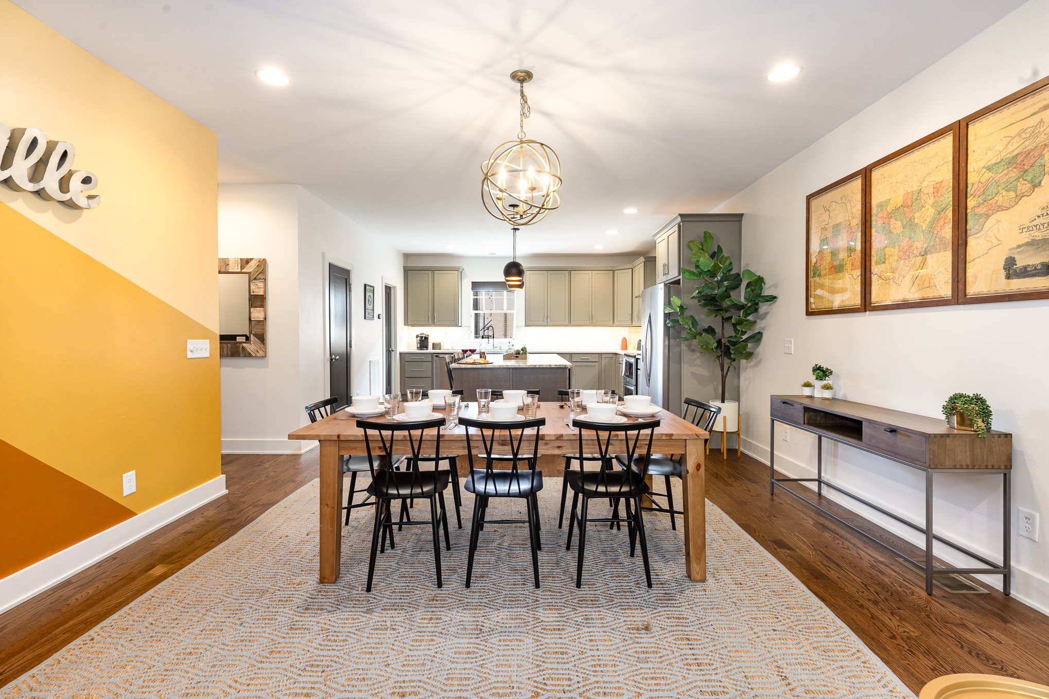 2118 Elliott Ave Unit: 10