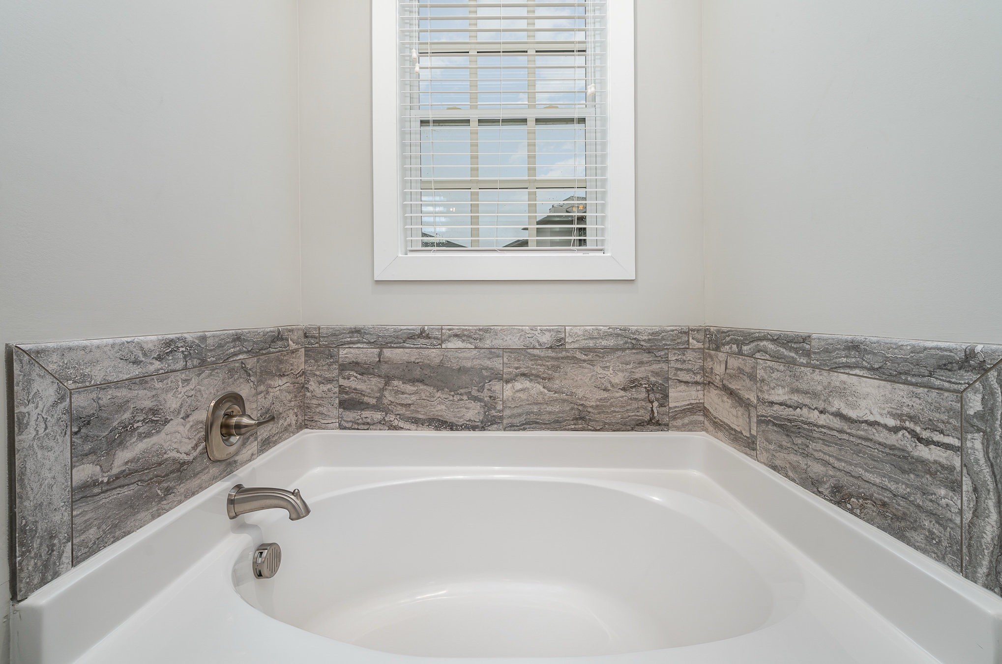 3100 Belwood St Unit: 201