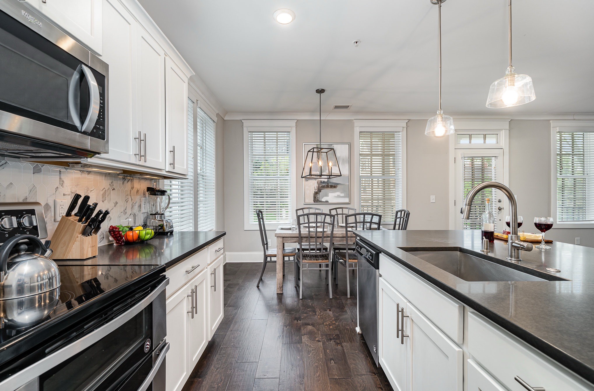 3100 Belwood St Unit: 201