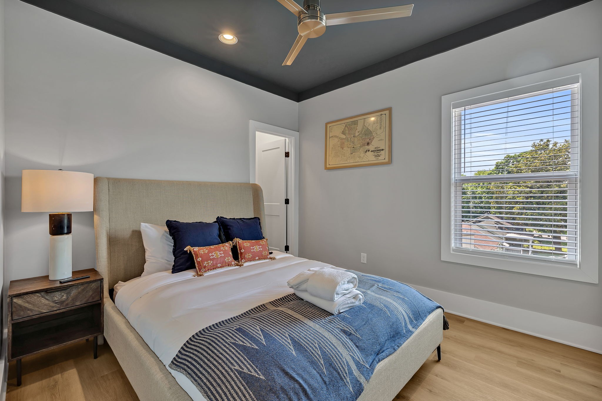 426 E Iris Dr Unit: 101