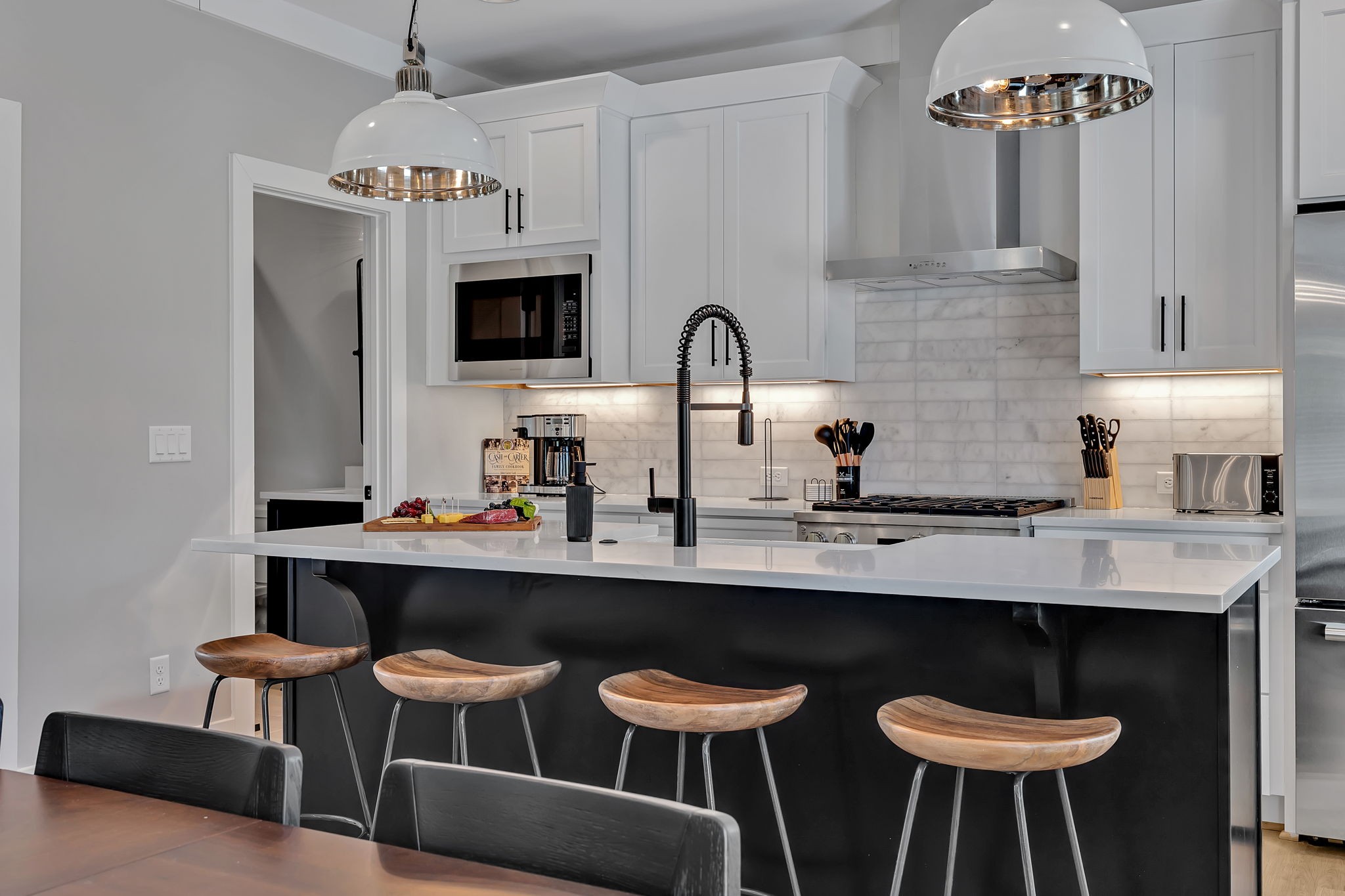 426 E Iris Dr Unit: 101