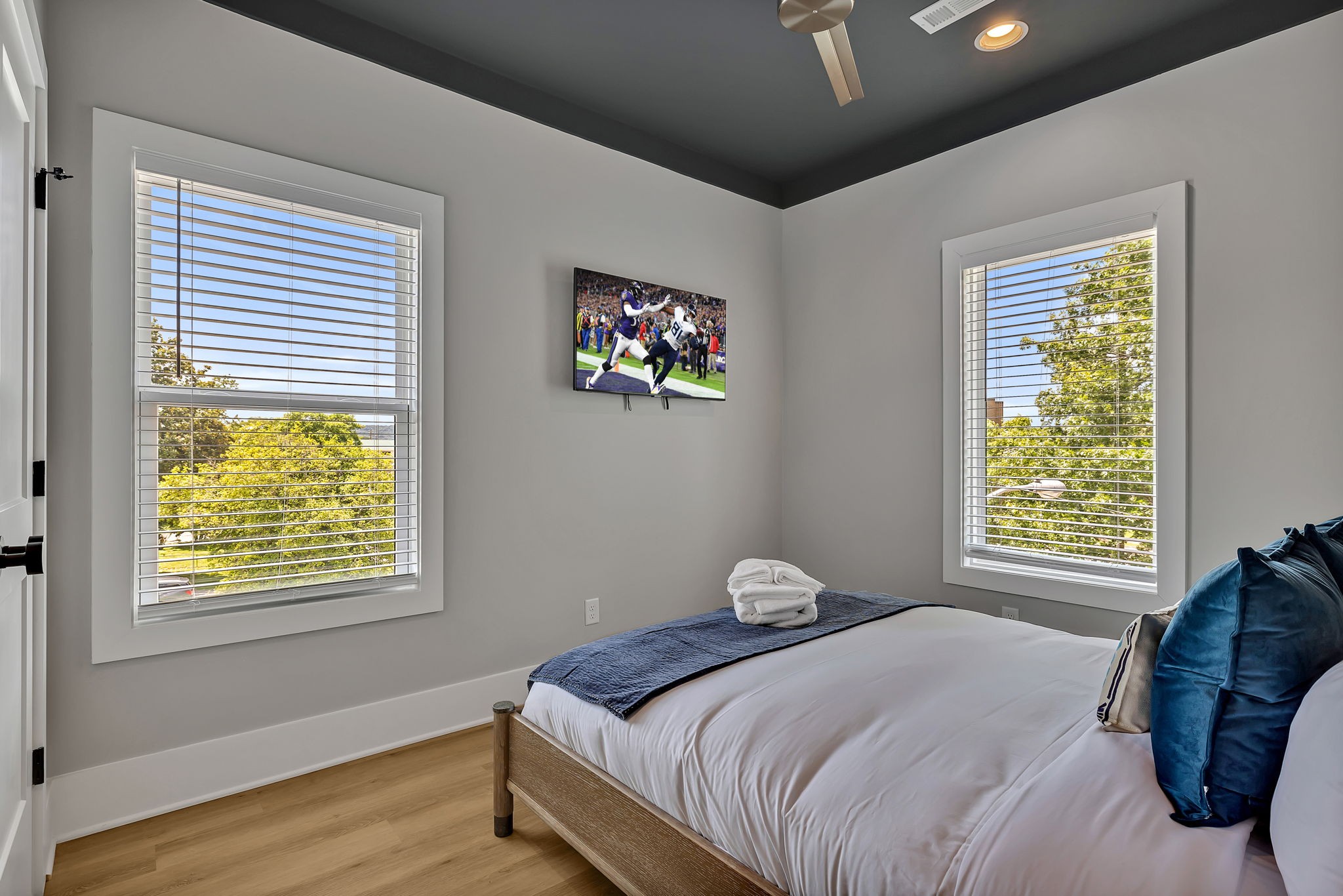 426 E Iris Dr Unit: 101