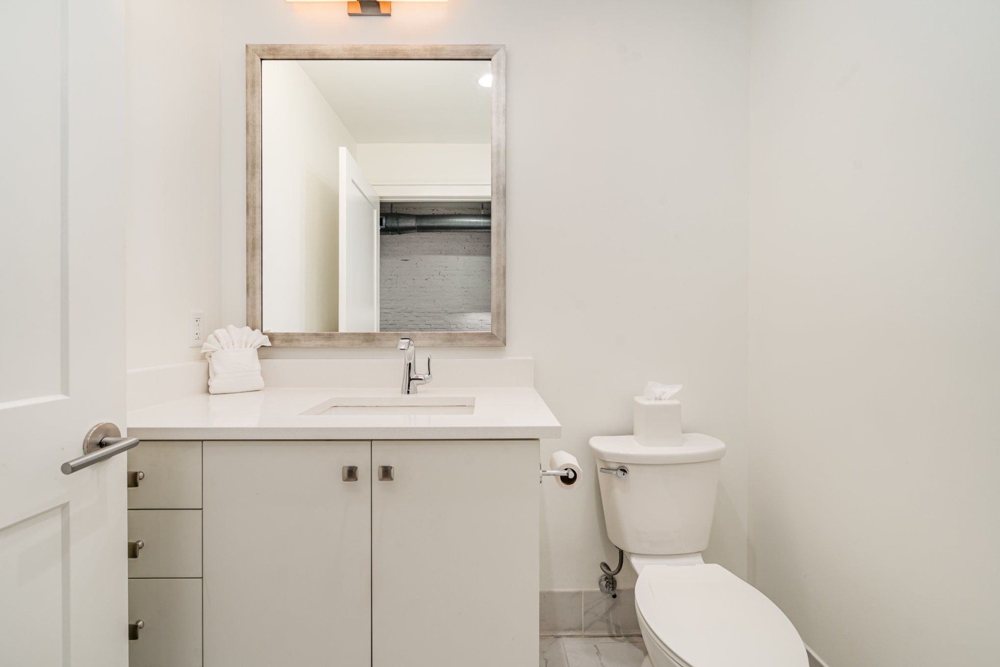 133 2nd Ave, N Unit: 201