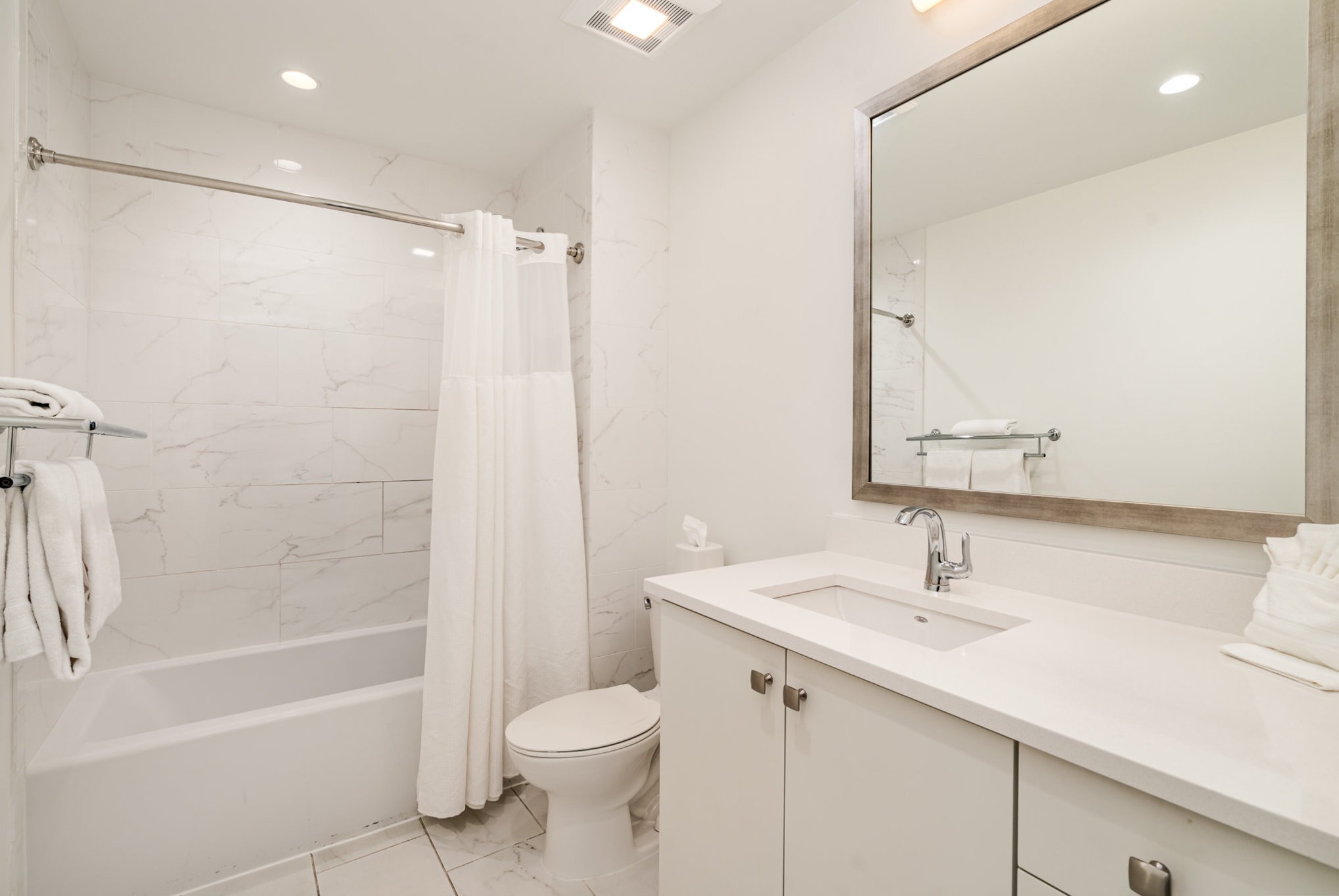 133 2nd Ave, N Unit: 201