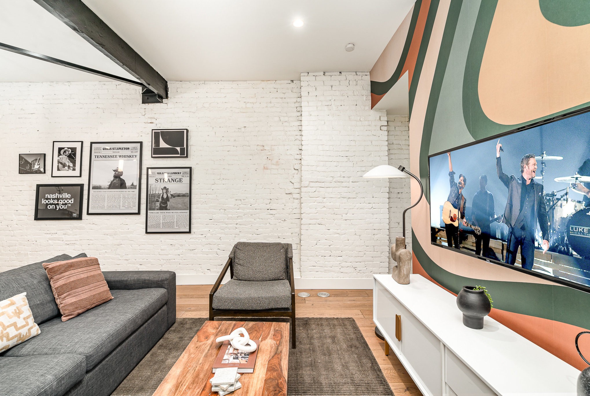 133 2nd Ave, N Unit: 502