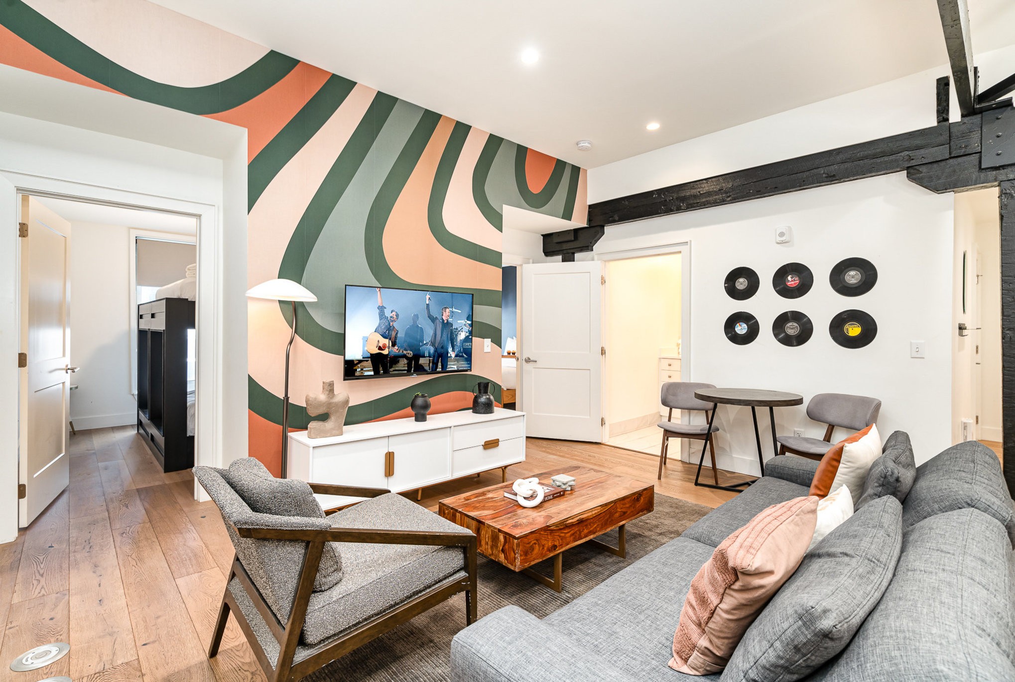 133 2nd Ave, N Unit: 502