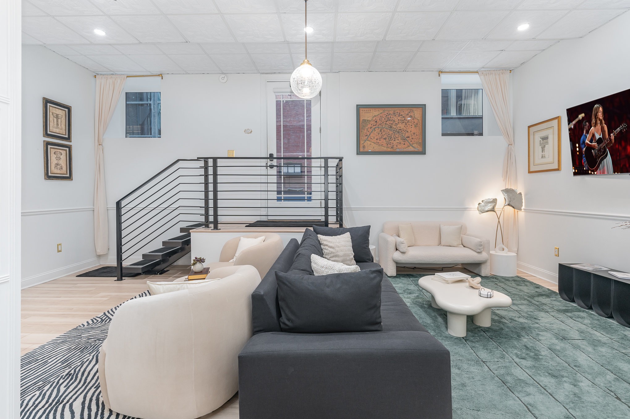 219 2nd Ave, N Unit: 100