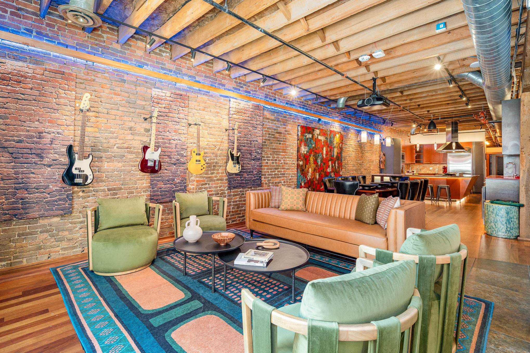 219 2nd Ave, N Unit: 200