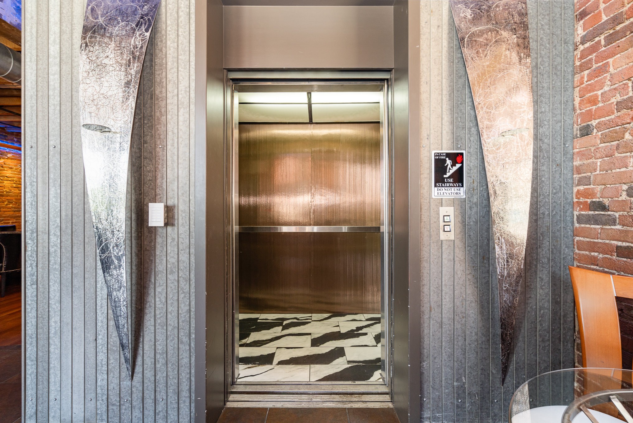 219 2nd Ave, N Unit: 200