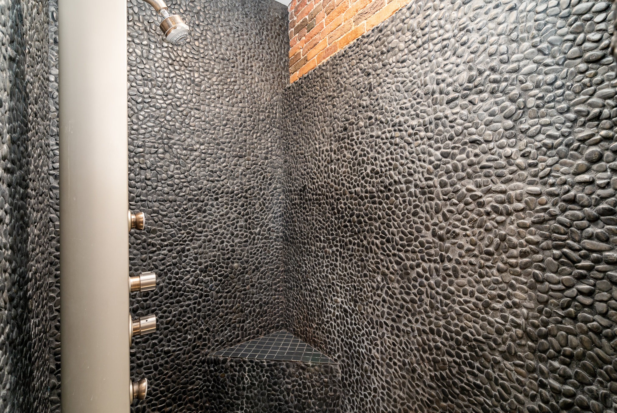 219 2nd Ave, N Unit: 200