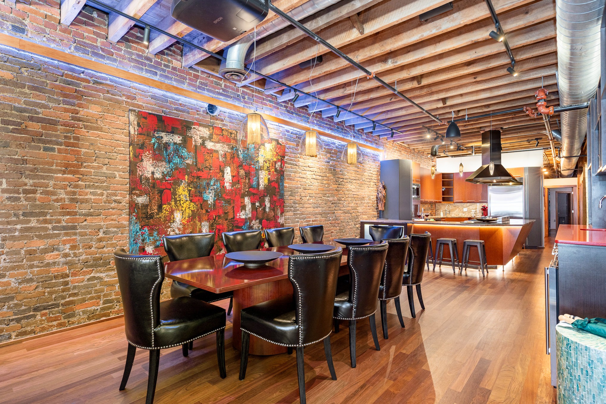 219 2nd Ave, N Unit: 200