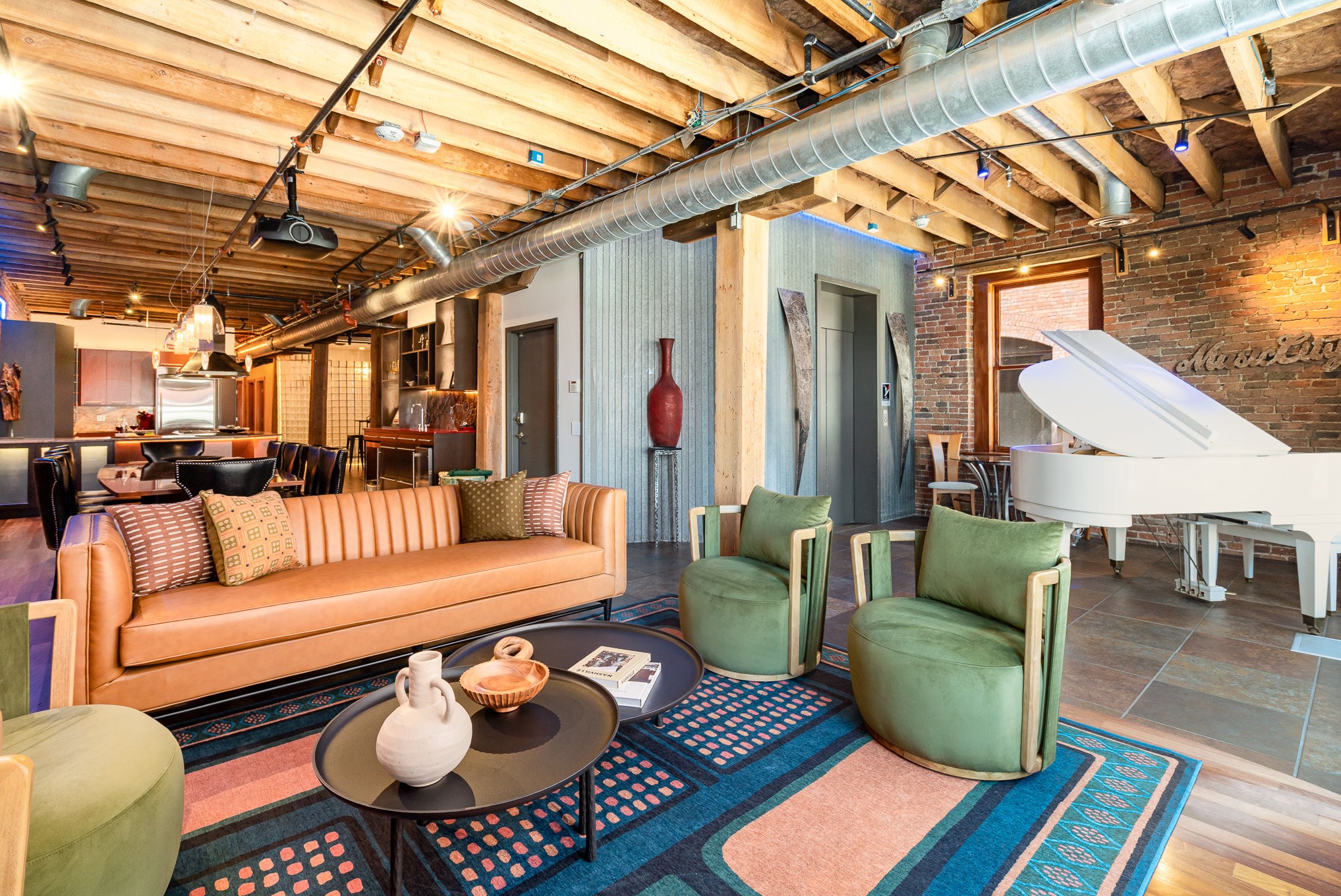 219 2nd Ave, N Unit: 200