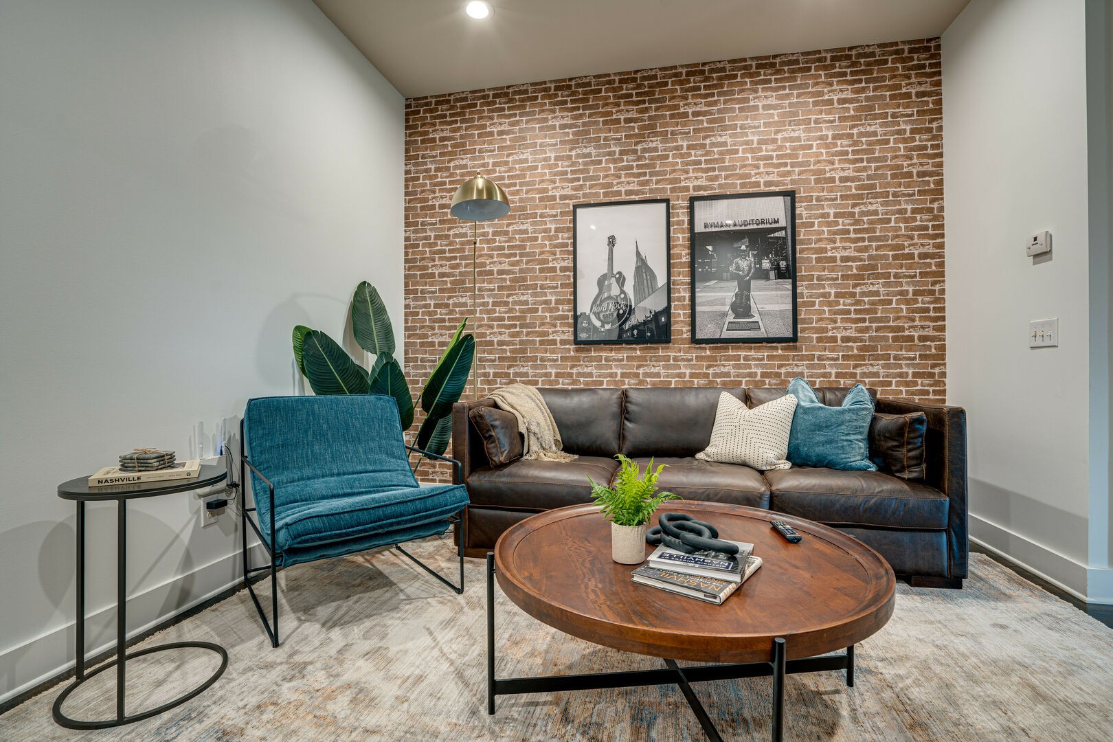 210 30th Ave, N Unit: 308